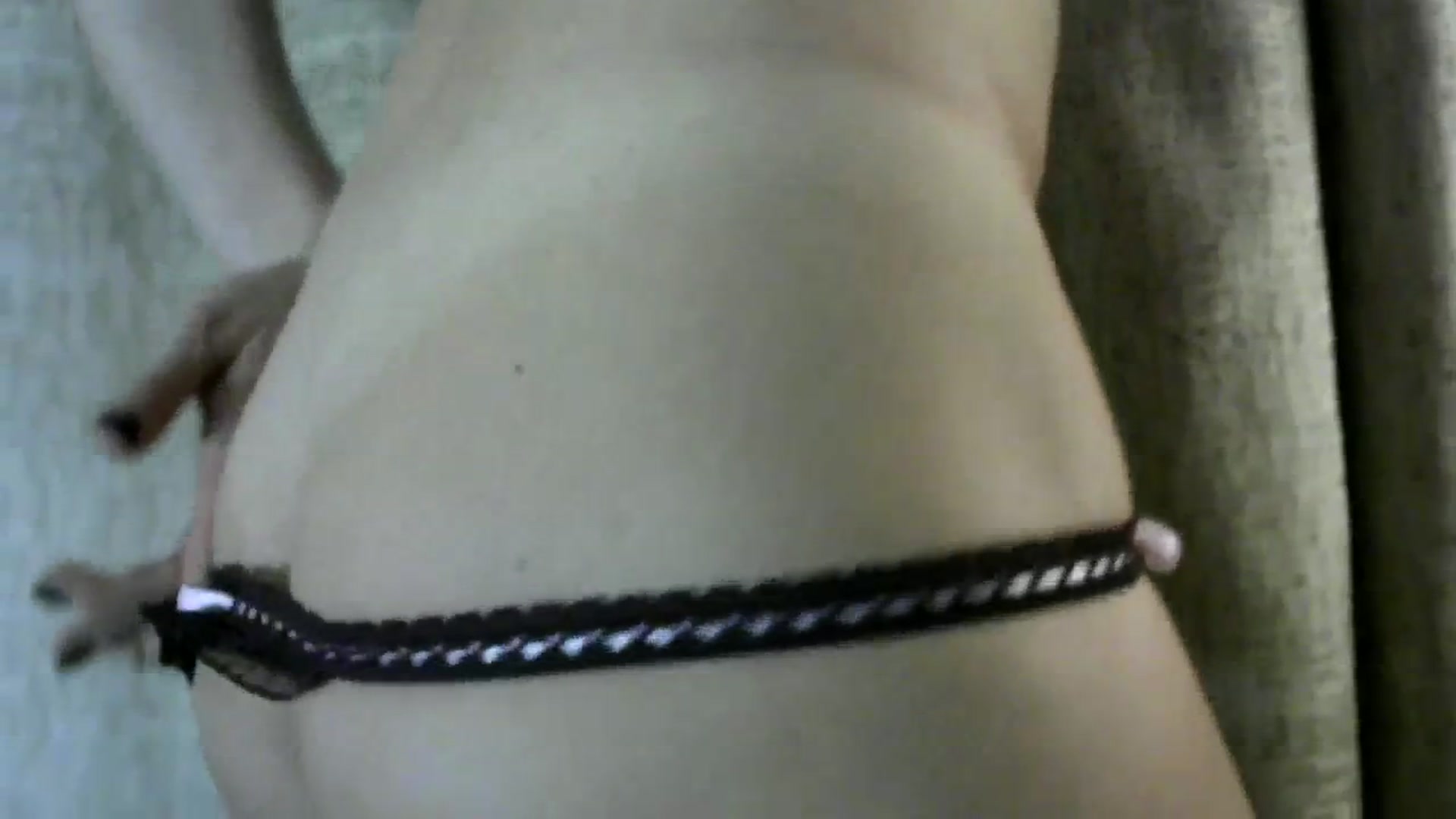 Gallery image thumbnail from bemyfriends's myfreecams stream on, 11/18/2023, 01:39 image 8 of 20
