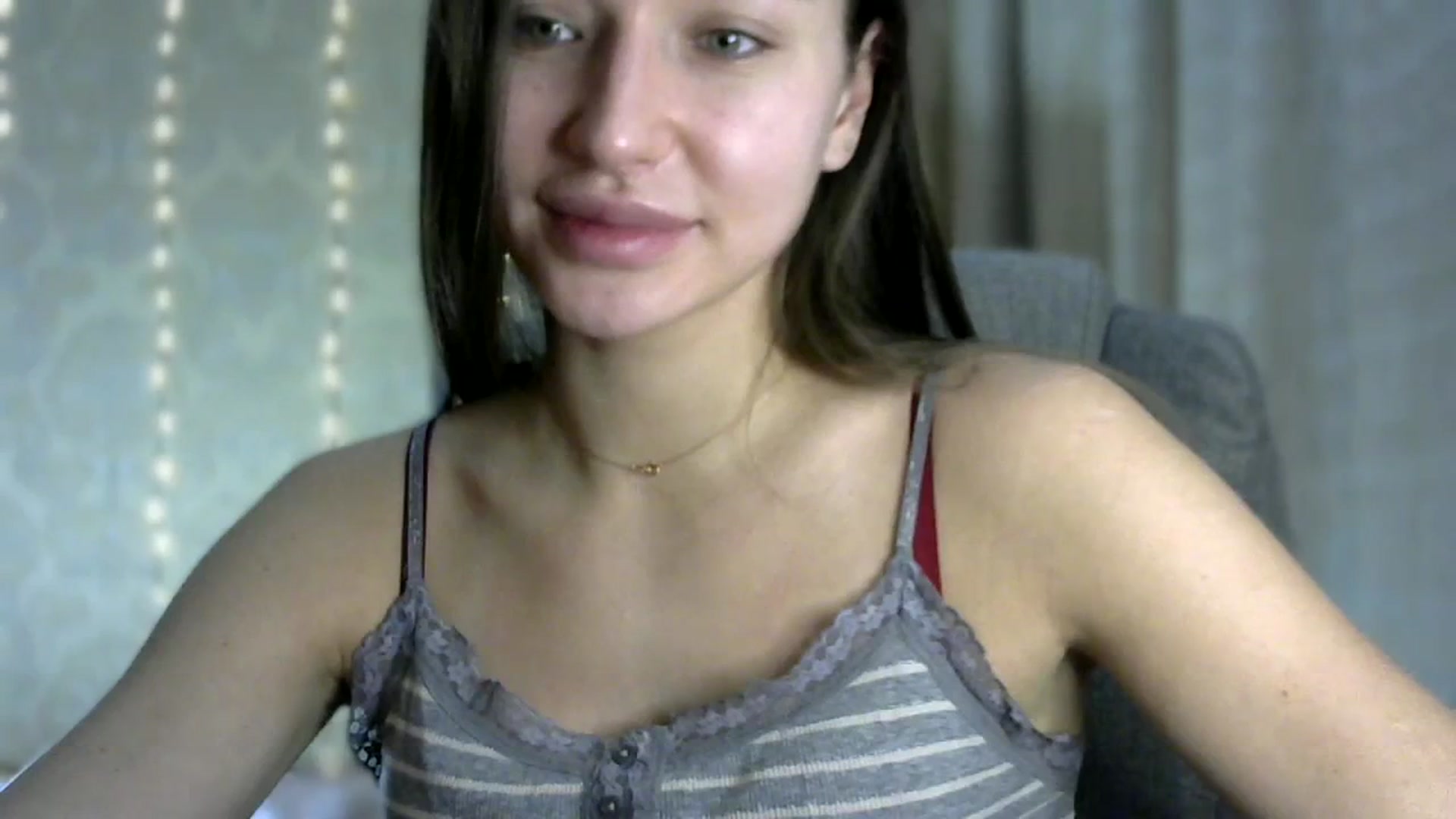 Gallery image thumbnail from bemyfriends's myfreecams stream on, 11/19/2023, 23:28 image 7 of 20