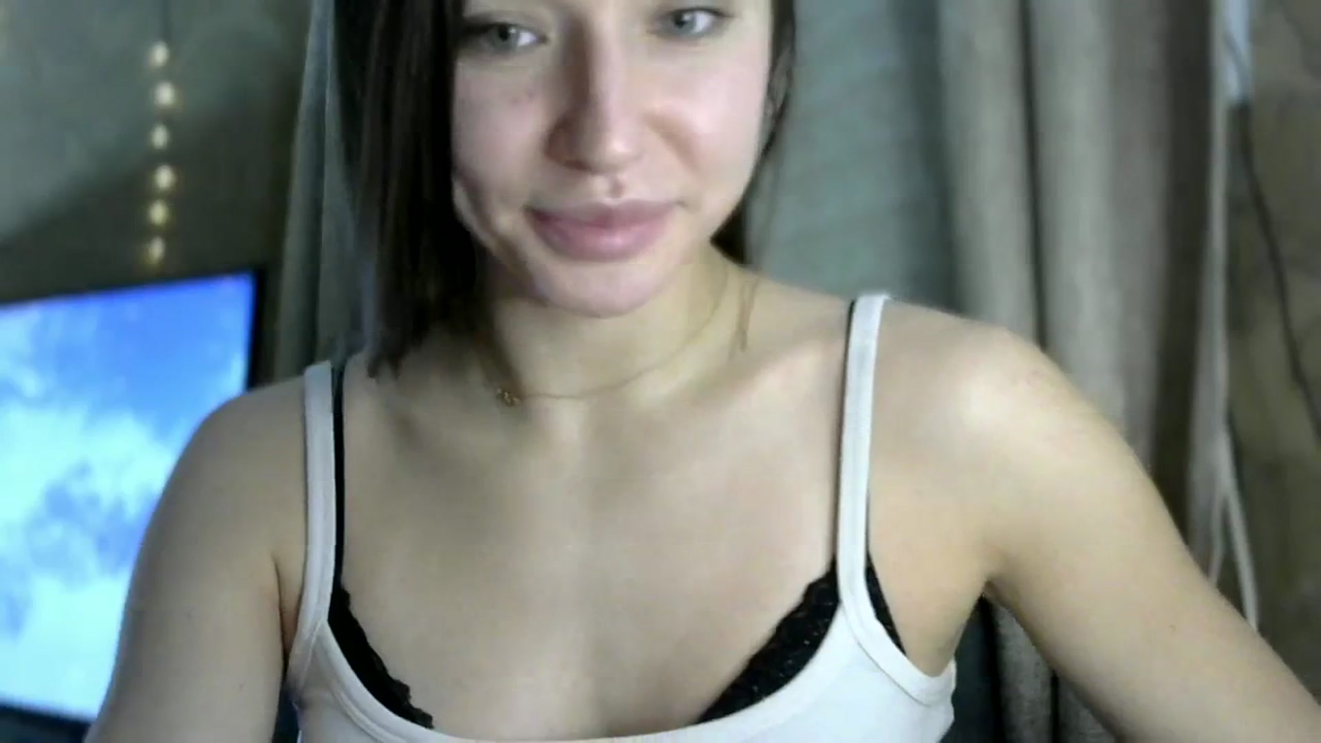 Gallery image thumbnail from bemyfriends's myfreecams stream on, 11/22/2023, 24:23 image 16 of 20