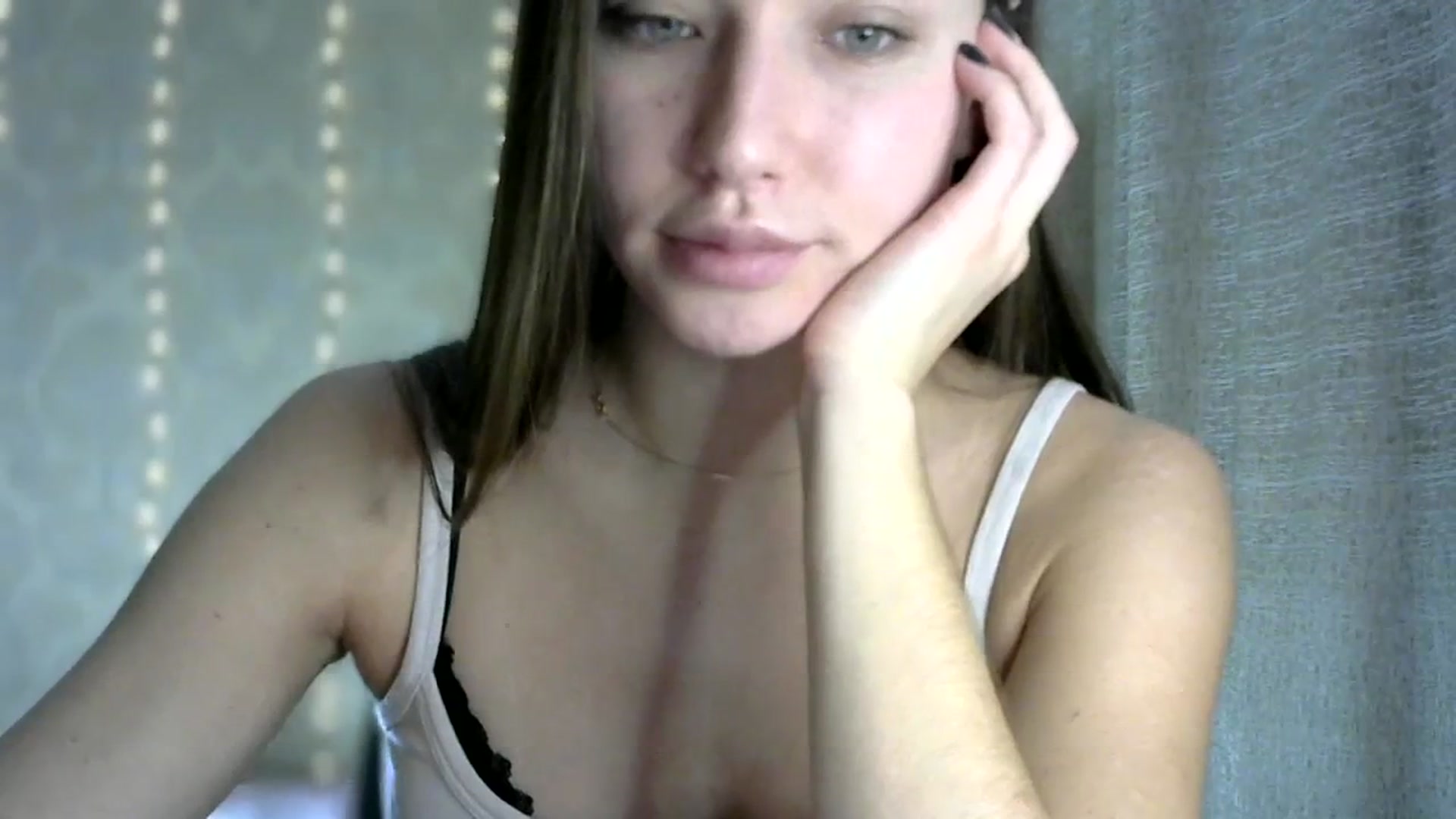 Gallery image thumbnail from bemyfriends's myfreecams stream on, 11/22/2023, 01:17 image 3 of 20