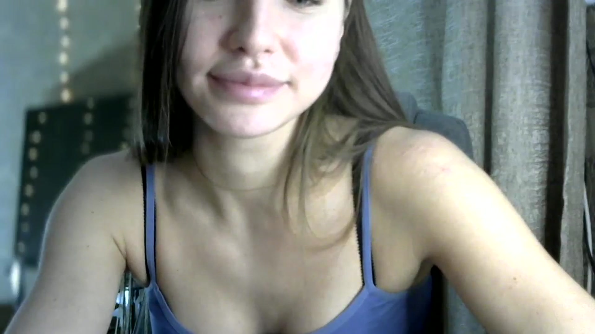 Gallery image thumbnail from bemyfriends's myfreecams stream on, 11/23/2023, 01:08 image 7 of 20