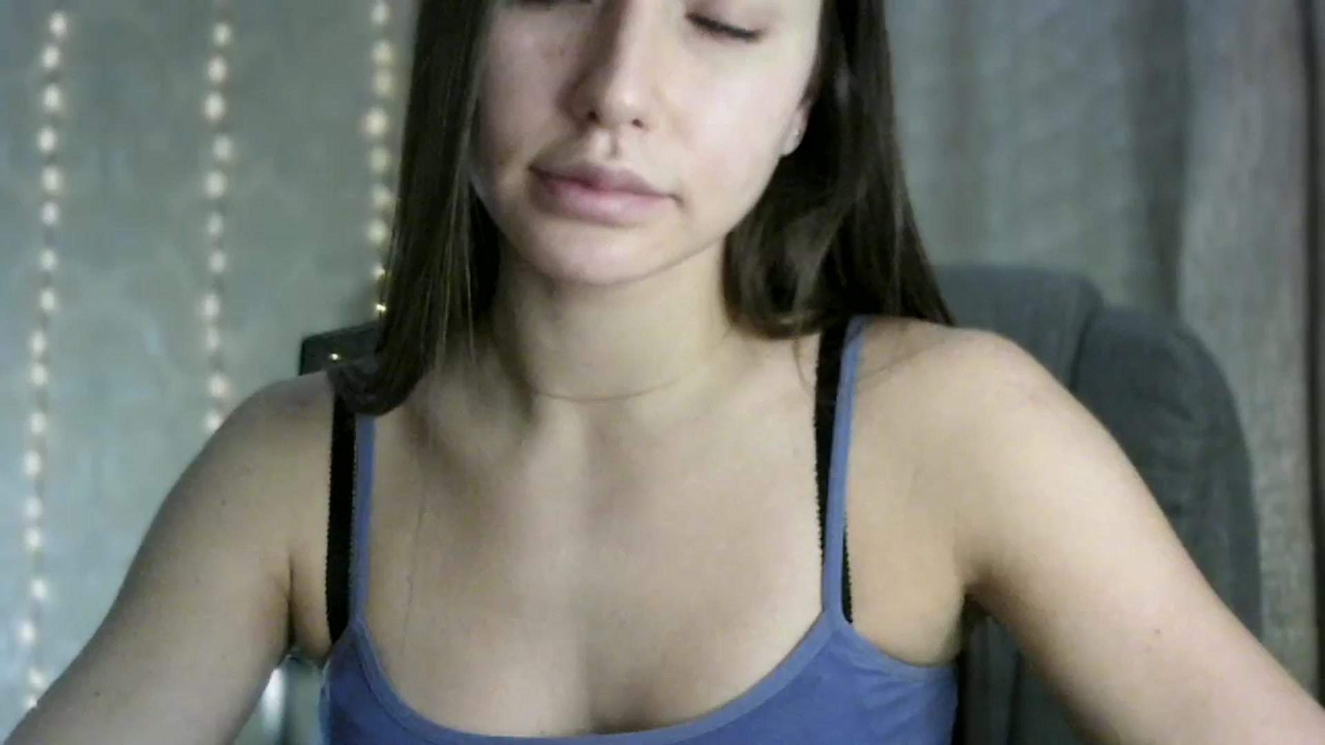 Gallery image thumbnail from bemyfriends's myfreecams stream on, 11/23/2023, 01:08 image 13 of 20