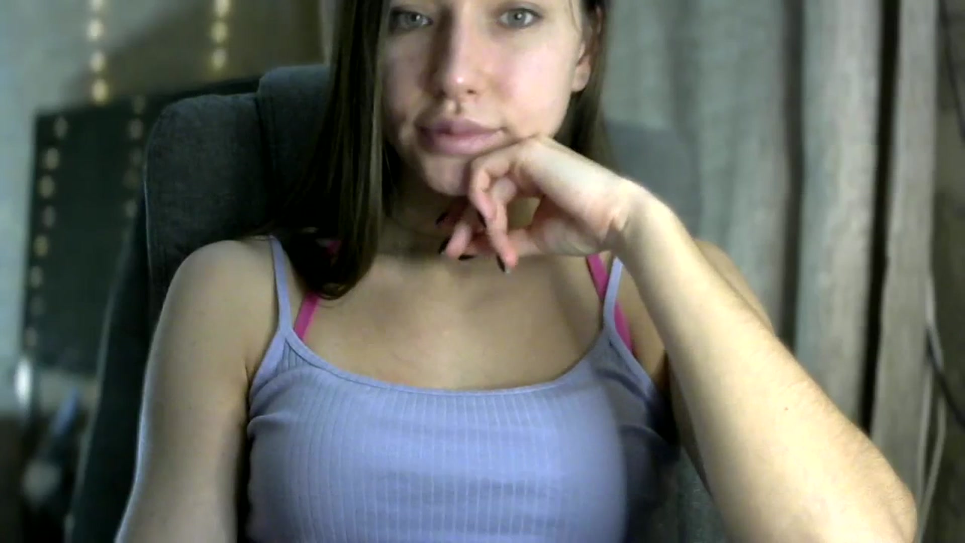 Gallery image thumbnail from bemyfriends's myfreecams stream on, 11/30/2023, 24:00 image 12 of 20