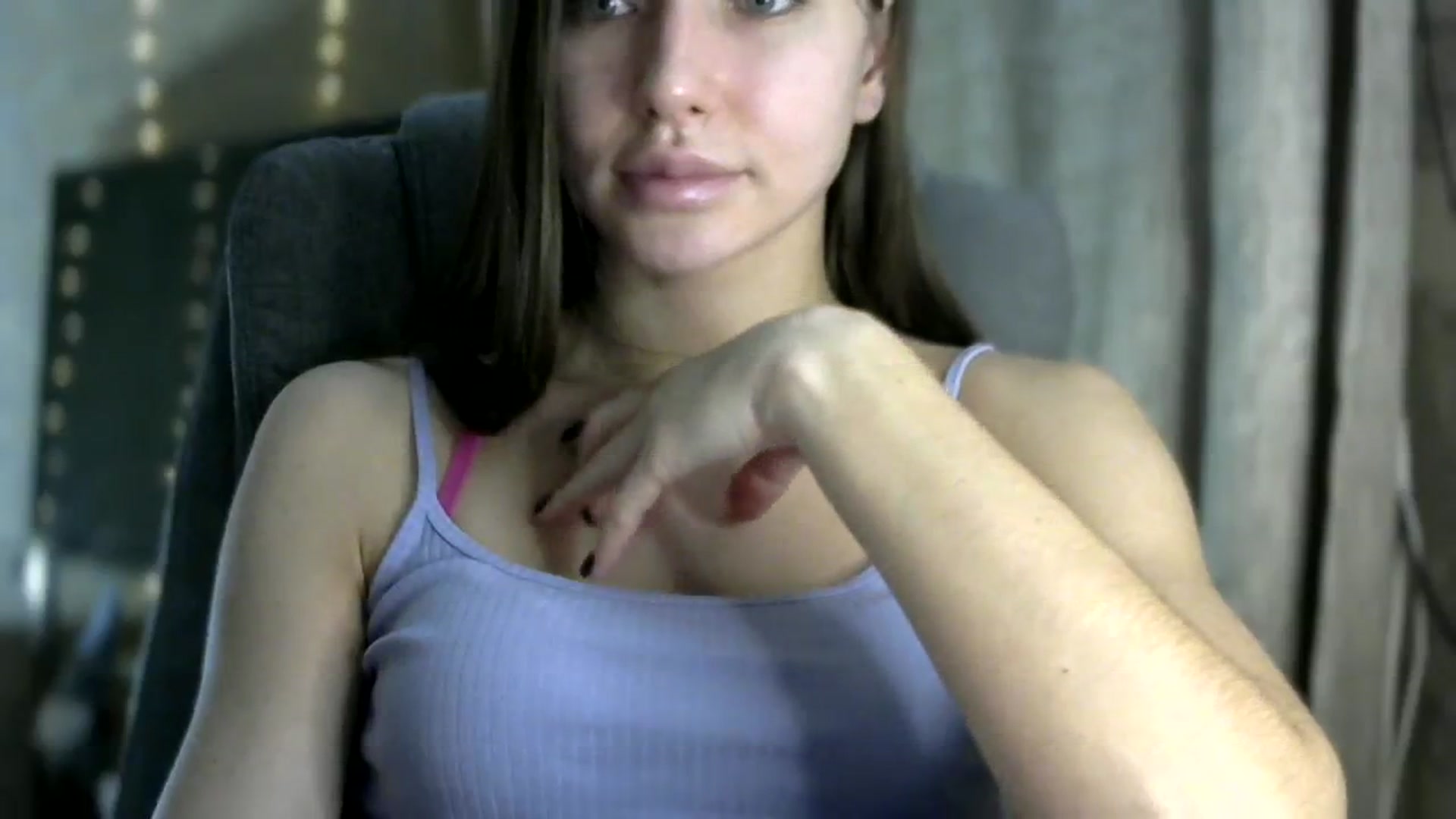 Gallery image thumbnail from bemyfriends's myfreecams stream on, 11/30/2023, 24:00 image 10 of 20
