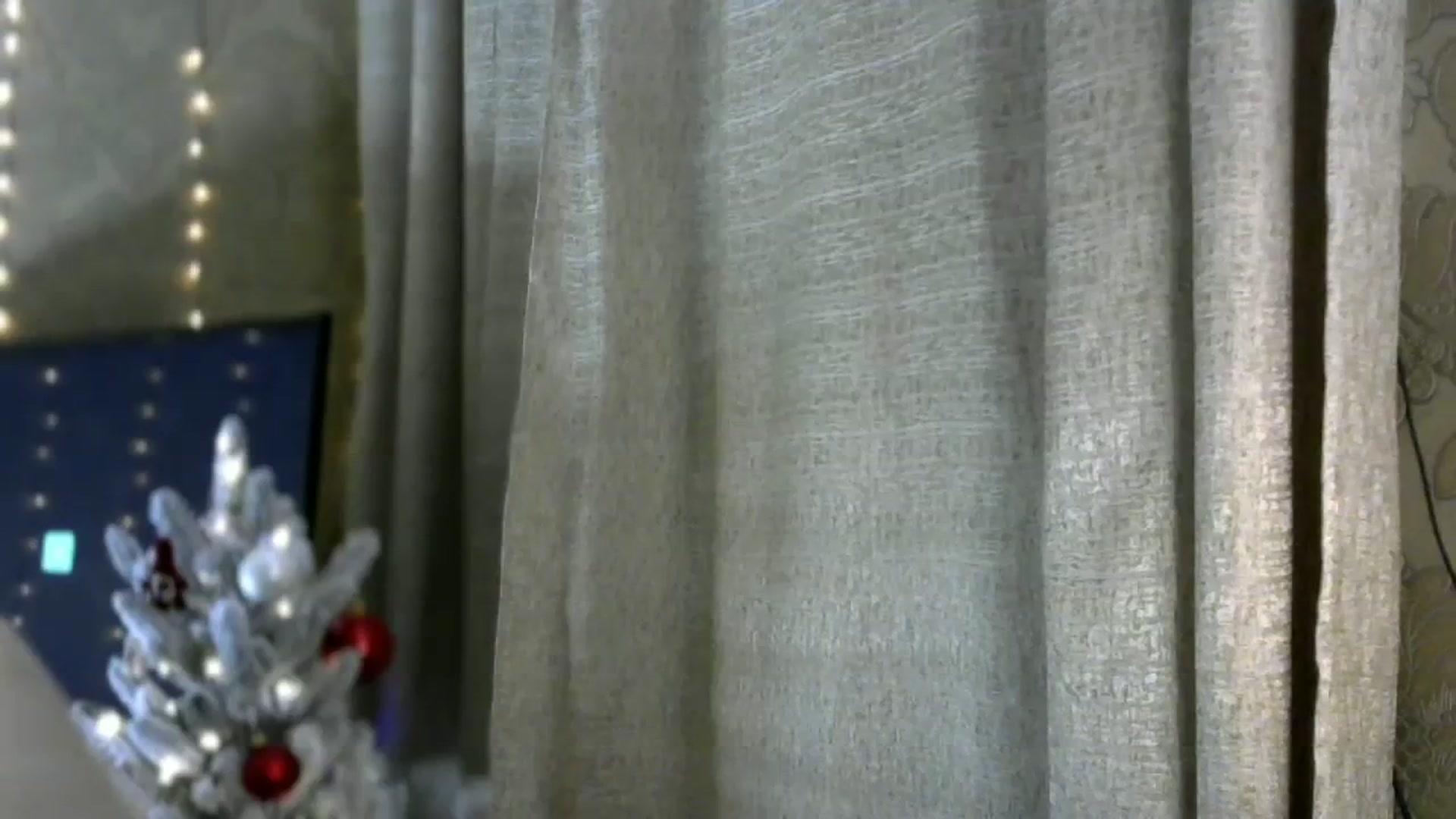 Gallery image thumbnail from bemyfriends's myfreecams stream on, 12/01/2023, 24:04 image 17 of 20