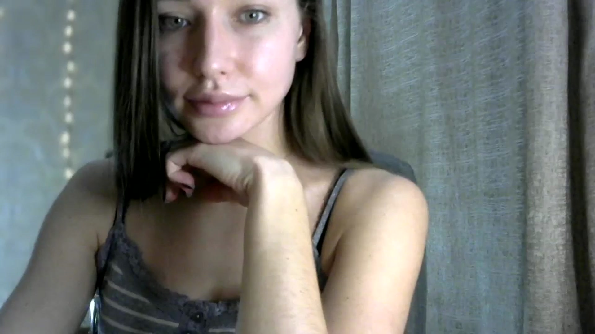 Gallery image thumbnail from bemyfriends's myfreecams stream on, 12/03/2023, 23:27 image 14 of 20
