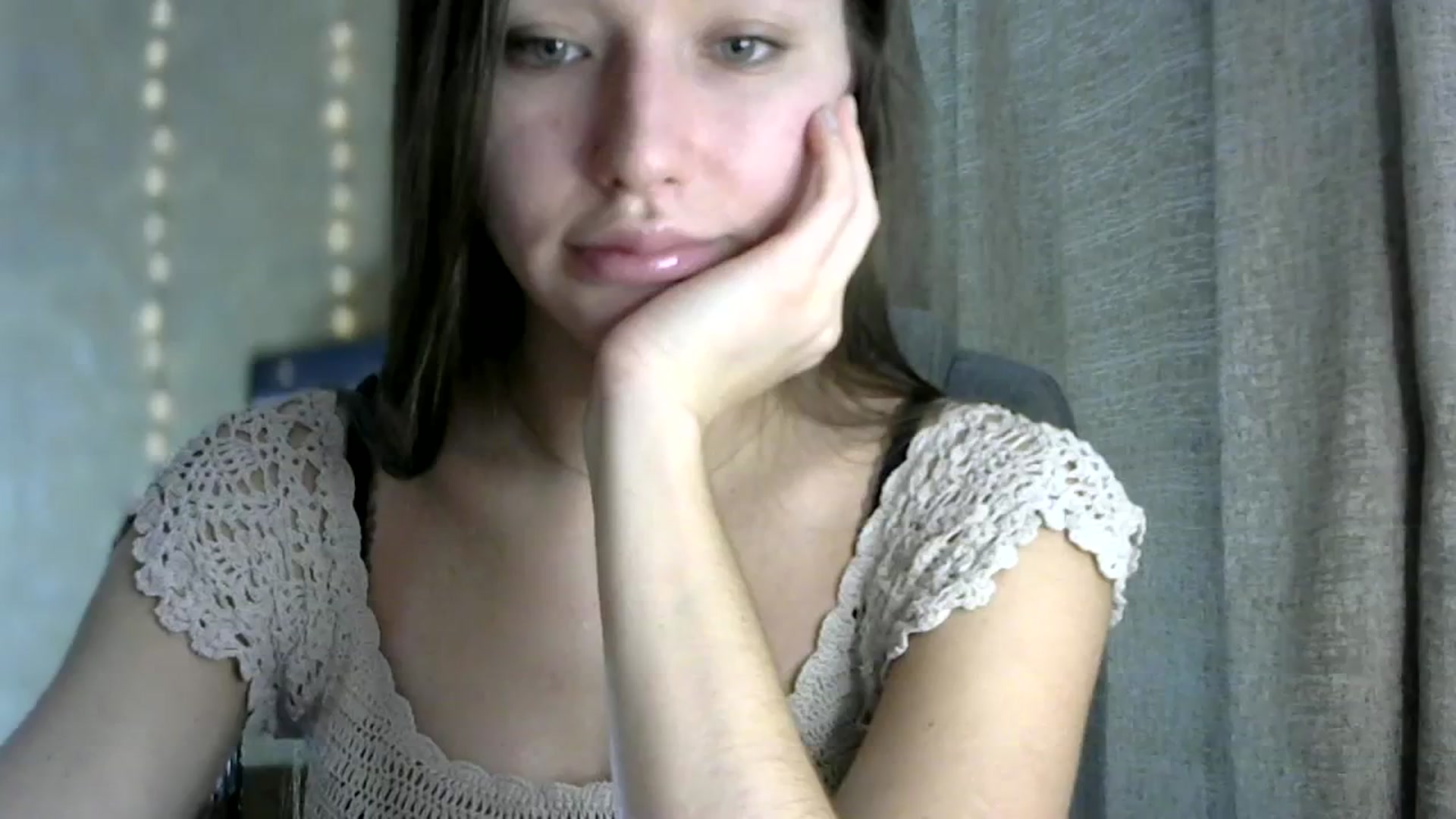 Gallery image thumbnail from bemyfriends's myfreecams stream on, 12/06/2023, 24:01 image 2 of 20
