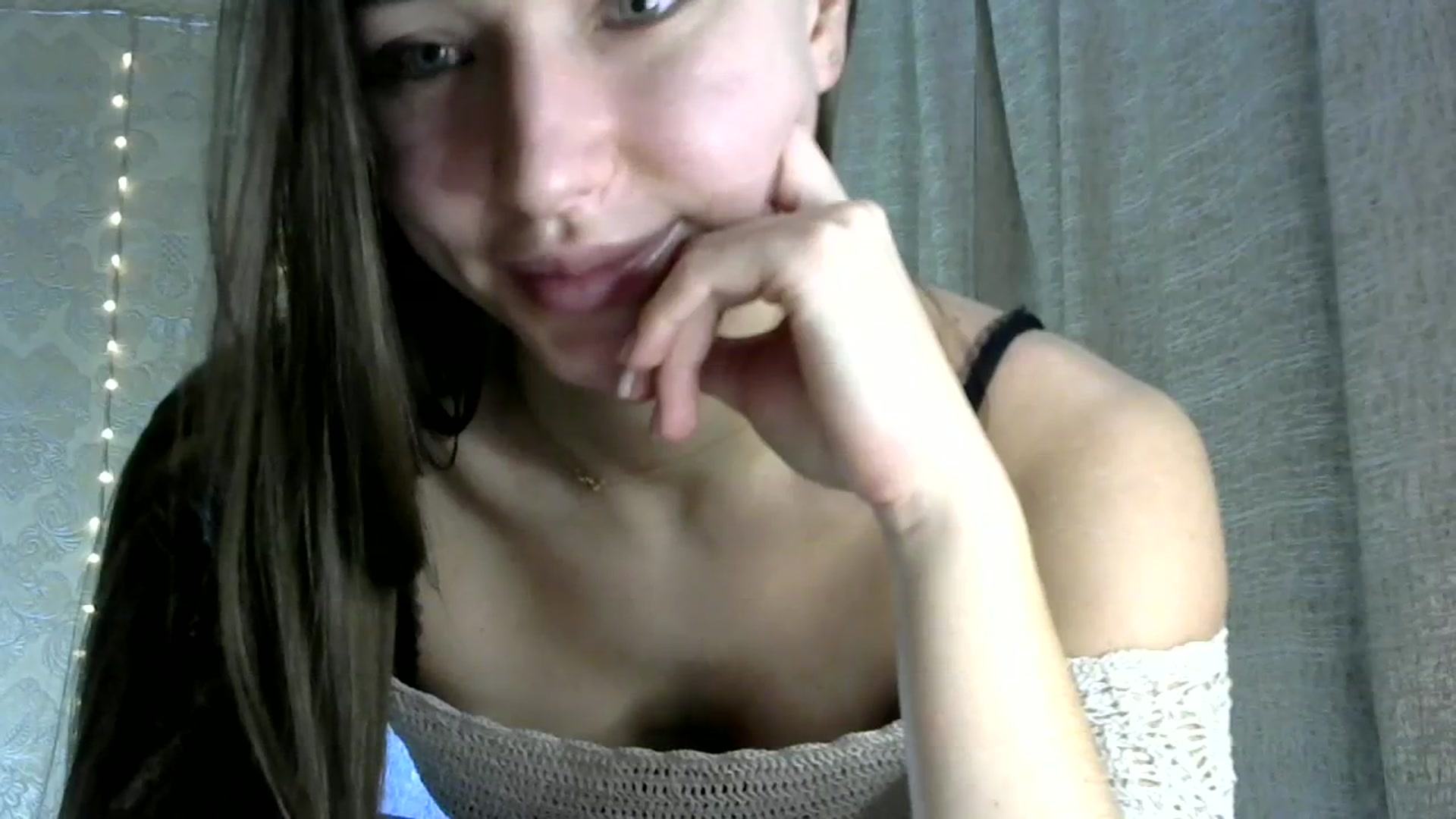 Gallery image thumbnail from bemyfriends's myfreecams stream on, 12/06/2023, 24:37 image 20 of 20