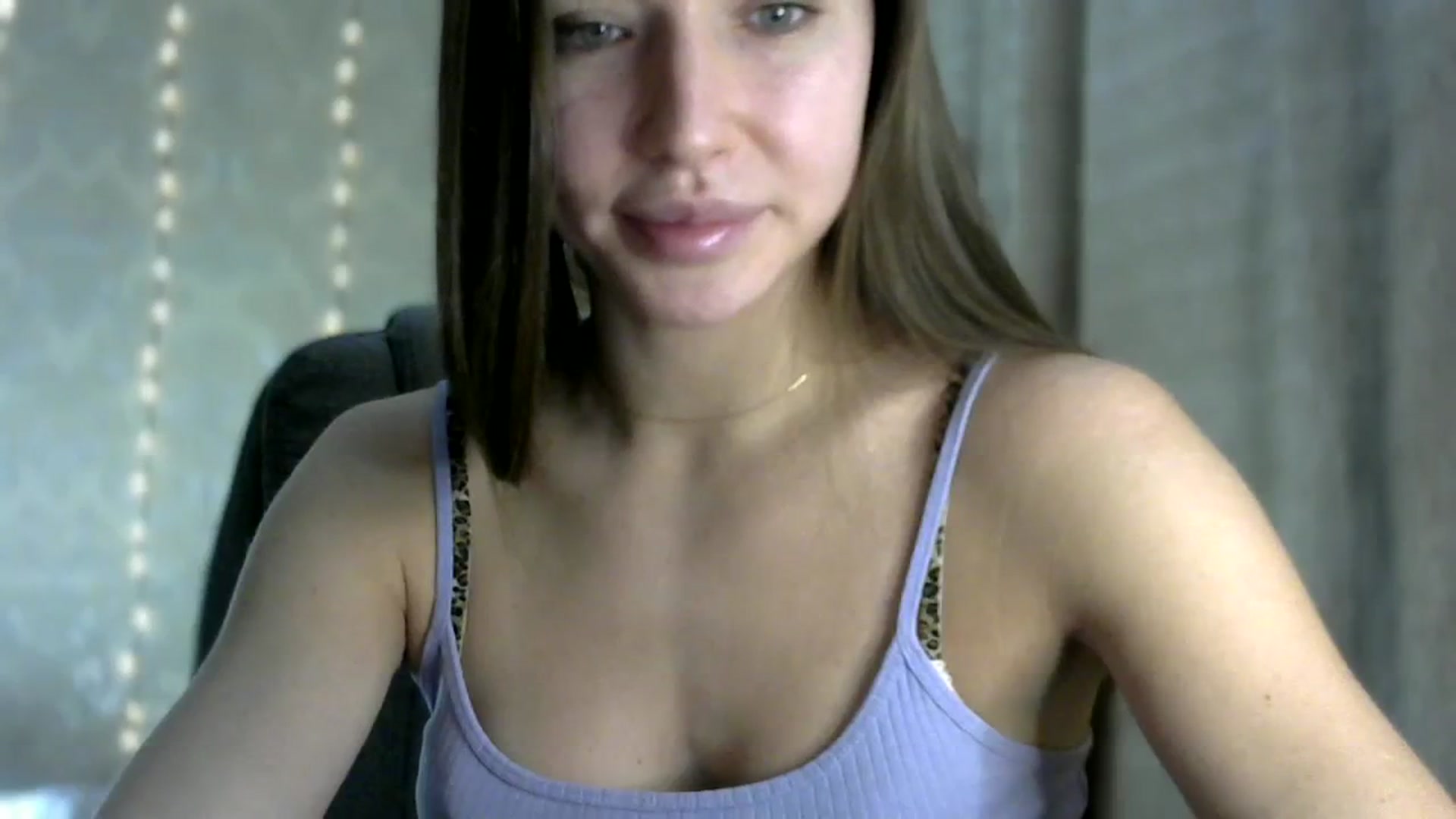 Gallery image thumbnail from bemyfriends's myfreecams stream on, 12/07/2023, 01:45 image 6 of 20