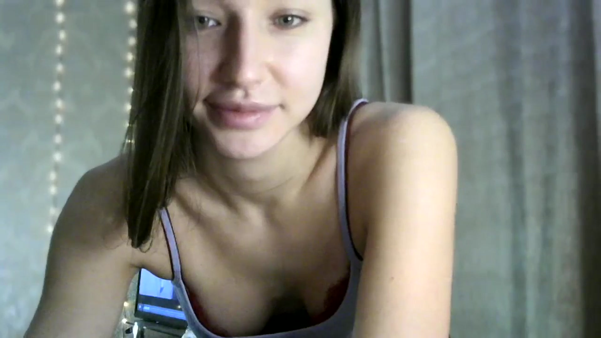 Gallery image thumbnail from bemyfriends's myfreecams stream on, 12/10/2023, 24:01 image 11 of 20