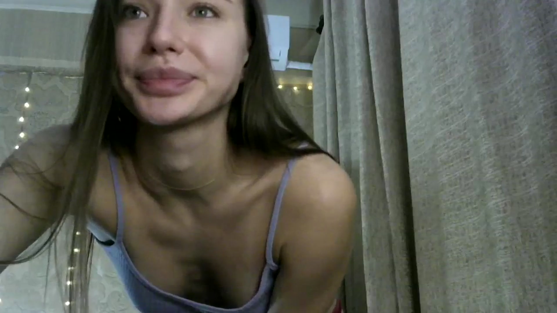 Gallery image thumbnail from bemyfriends's myfreecams stream on, 12/10/2023, 01:08 image 14 of 20