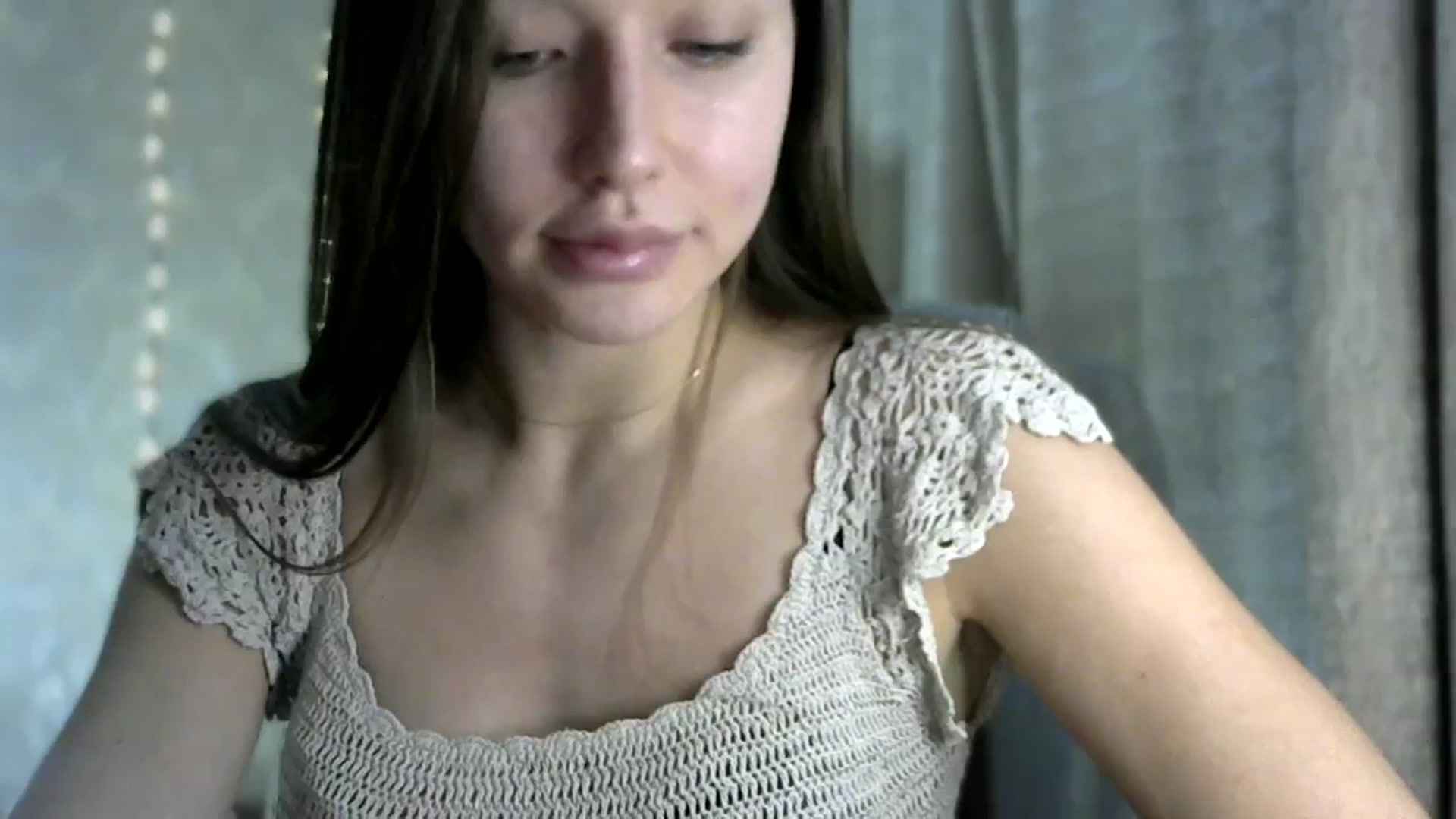 Gallery image thumbnail from bemyfriends's myfreecams stream on, 12/12/2023, 24:28 image 2 of 20