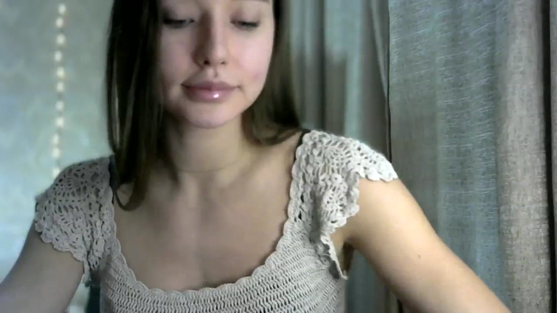 Gallery image thumbnail from bemyfriends's myfreecams stream on, 12/12/2023, 24:43 image 9 of 20