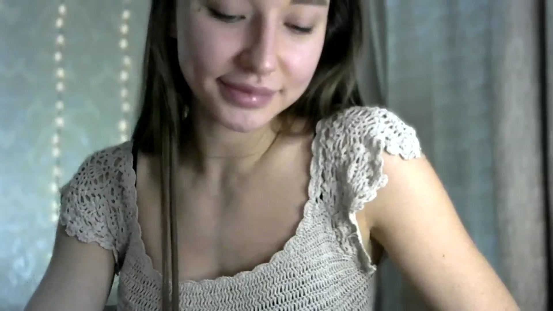 Gallery image thumbnail from bemyfriends's myfreecams stream on, 12/12/2023, 24:43 image 12 of 20