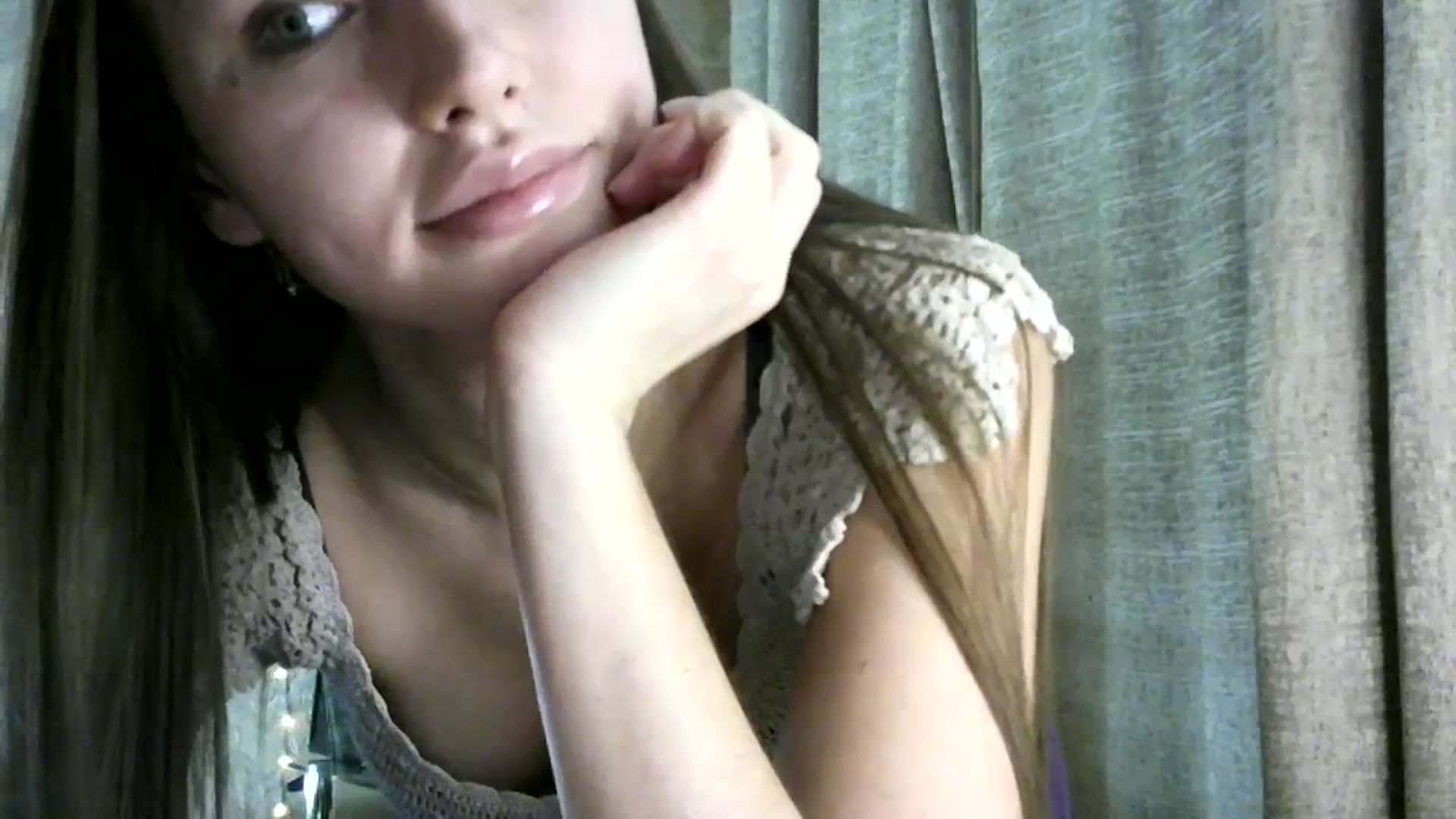 Gallery image thumbnail from bemyfriends's myfreecams stream on, 12/12/2023, 24:43 image 19 of 20