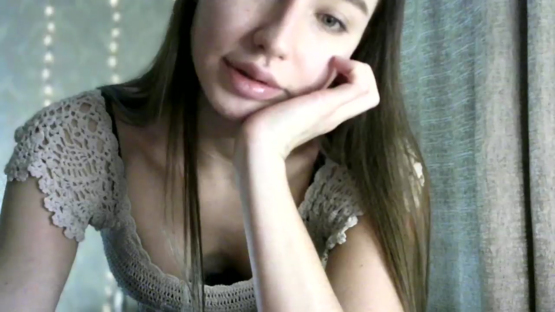 Gallery image thumbnail from bemyfriends's myfreecams stream on, 12/12/2023, 24:43 image 18 of 20
