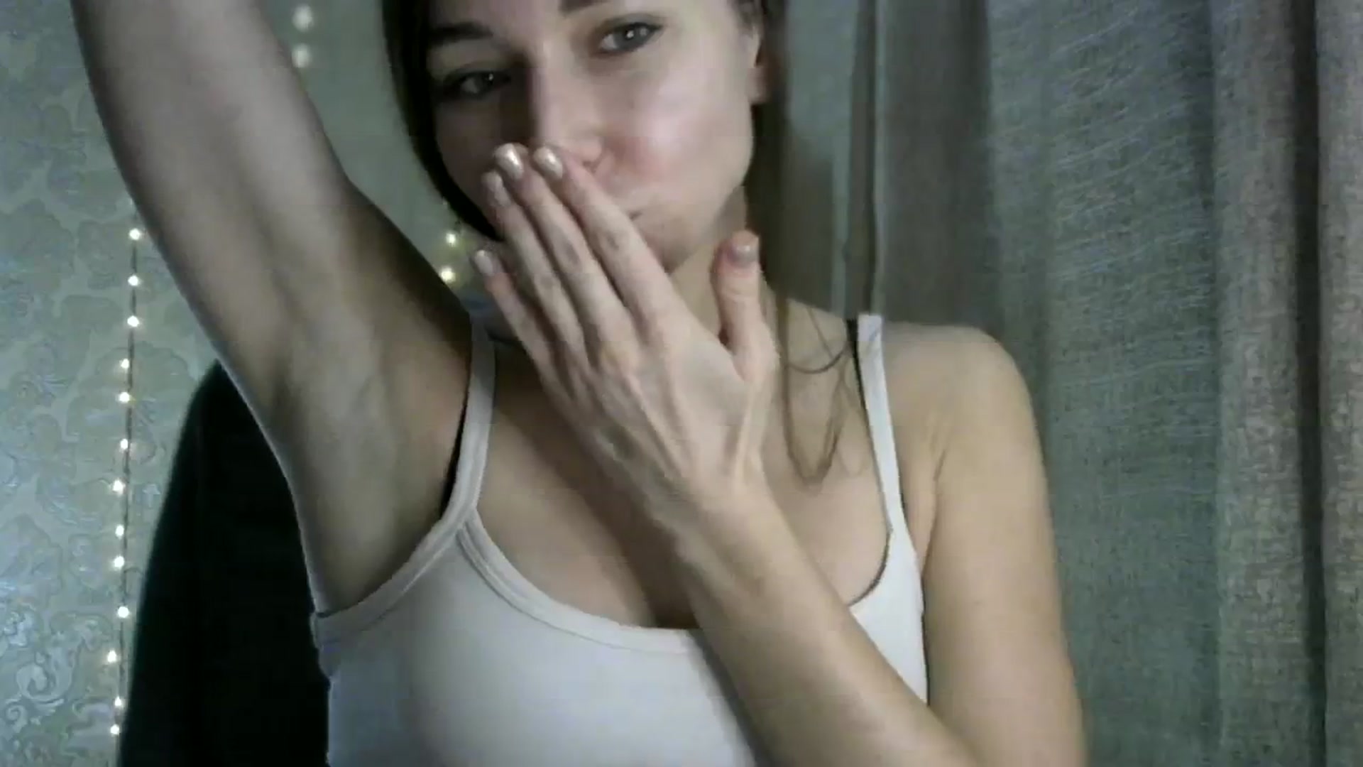 Gallery image thumbnail from bemyfriends's myfreecams stream on, 12/15/2023, 23:47 image 7 of 20