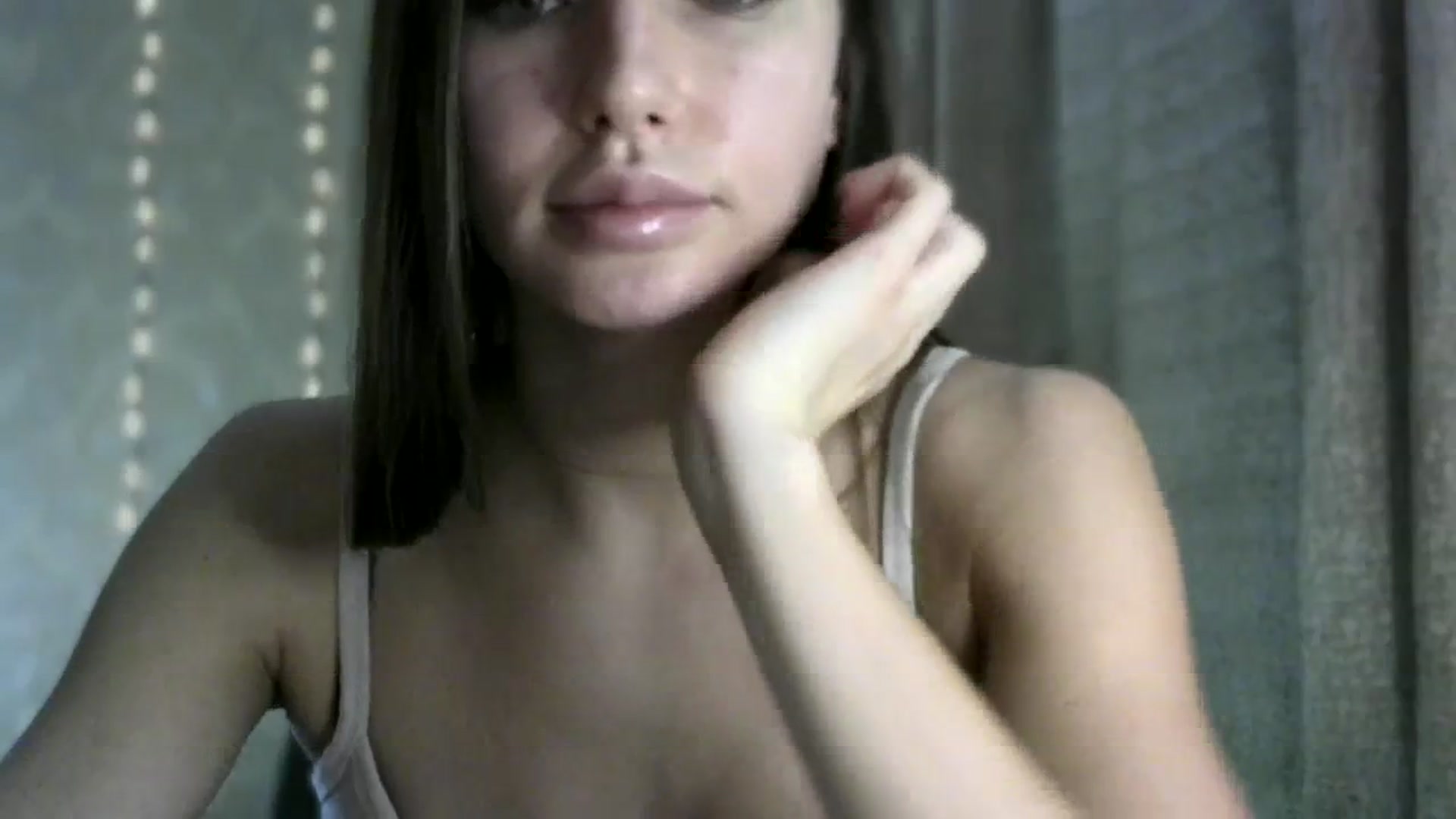 Gallery image thumbnail from bemyfriends's myfreecams stream on, 12/15/2023, 23:47 image 10 of 20