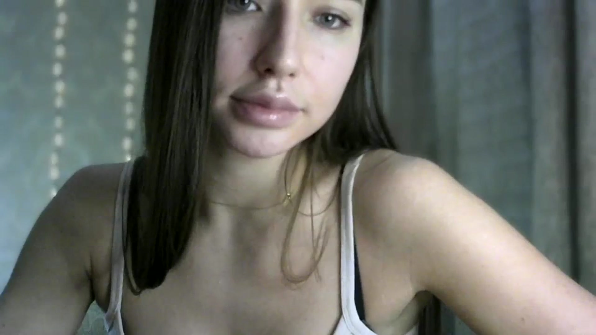 Gallery image thumbnail from bemyfriends's myfreecams stream on, 12/15/2023, 23:47 image 6 of 20
