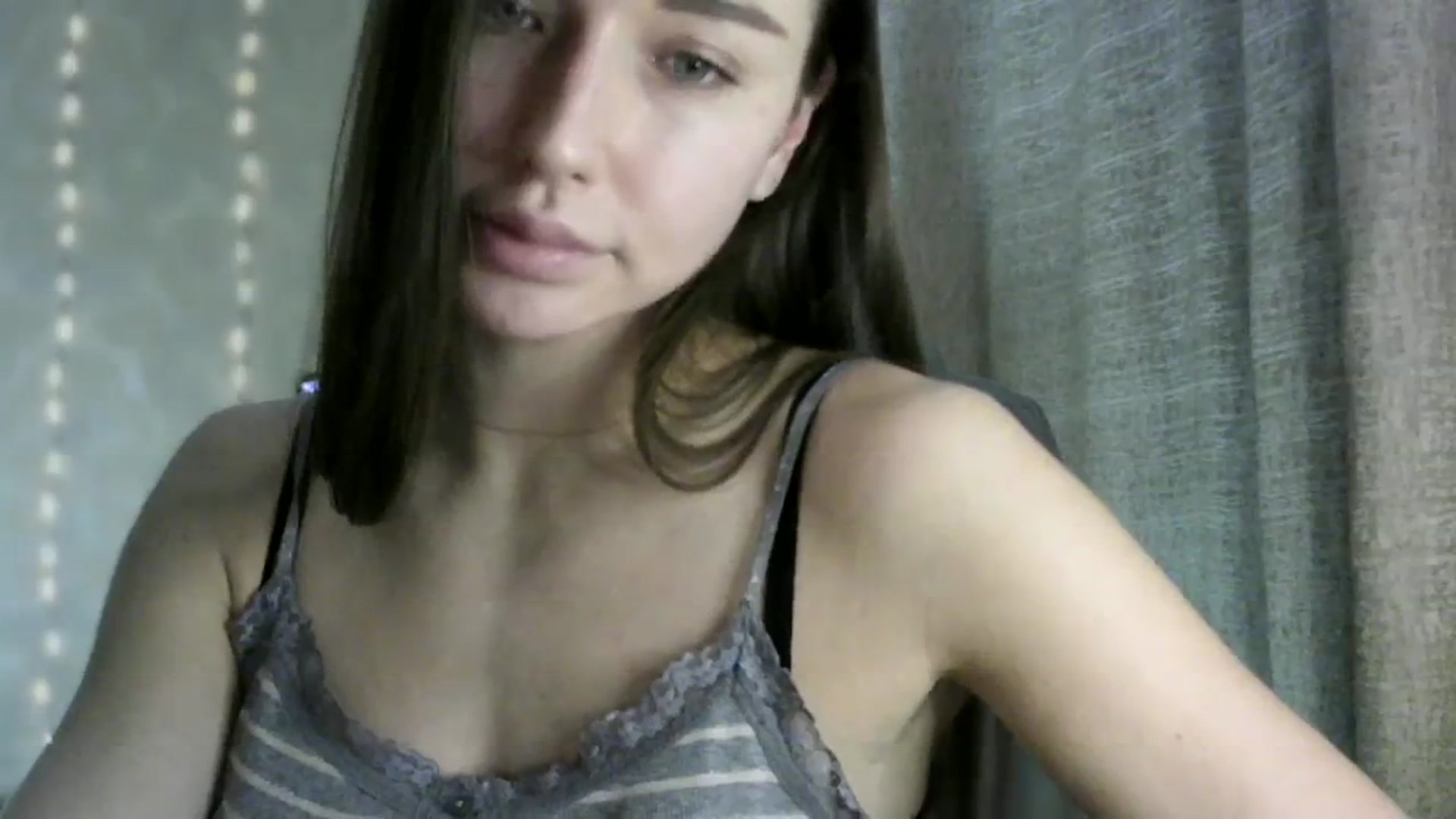 Gallery image thumbnail from bemyfriends's myfreecams stream on, 12/18/2023, 01:04 image 20 of 20