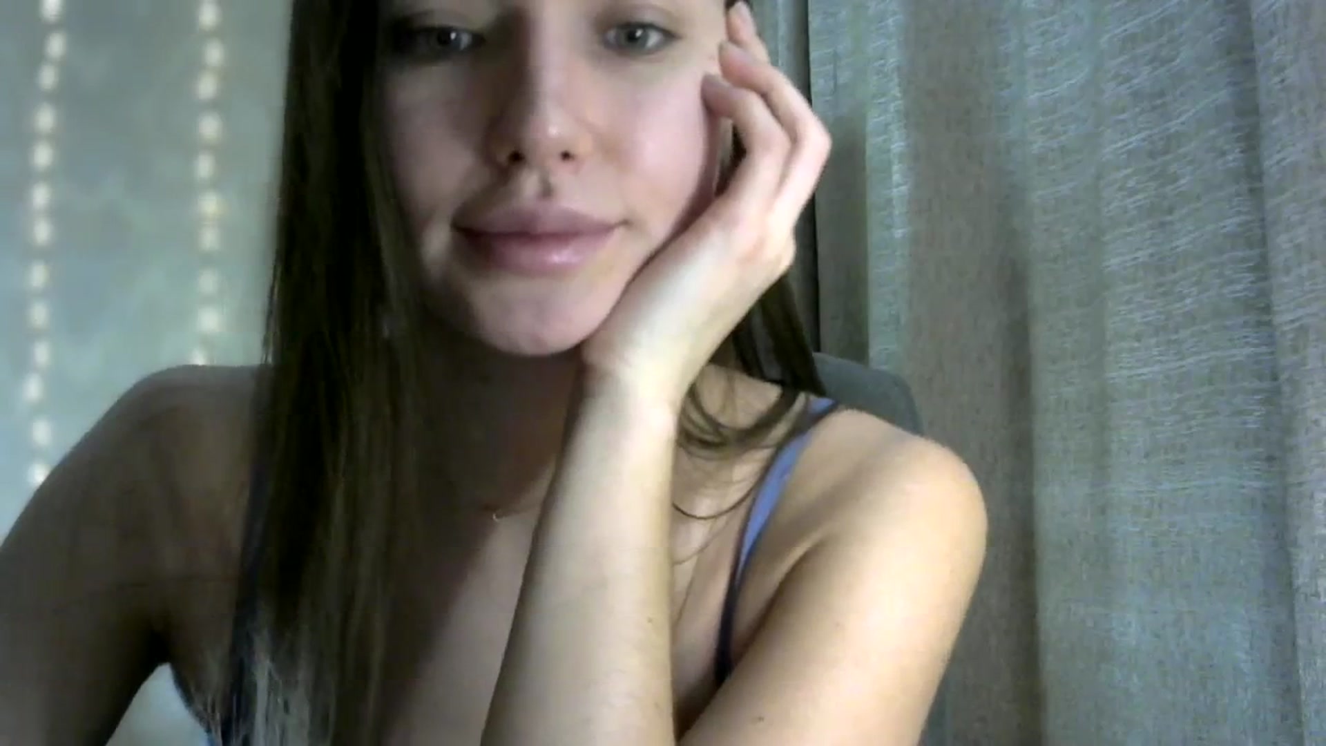 Gallery image thumbnail from bemyfriends's myfreecams stream on, 12/20/2023, 24:50 image 15 of 20