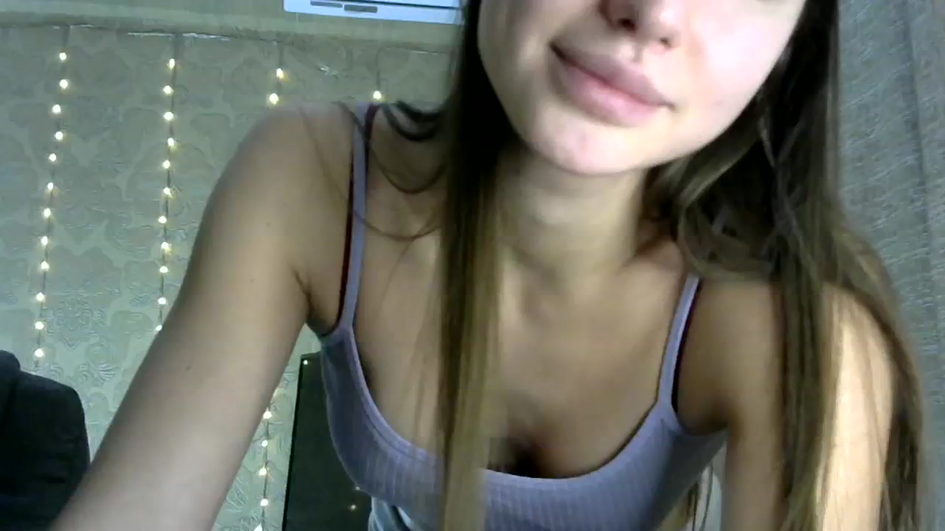 Gallery image thumbnail from bemyfriends's myfreecams stream on, 12/22/2023, 24:04 image 17 of 20