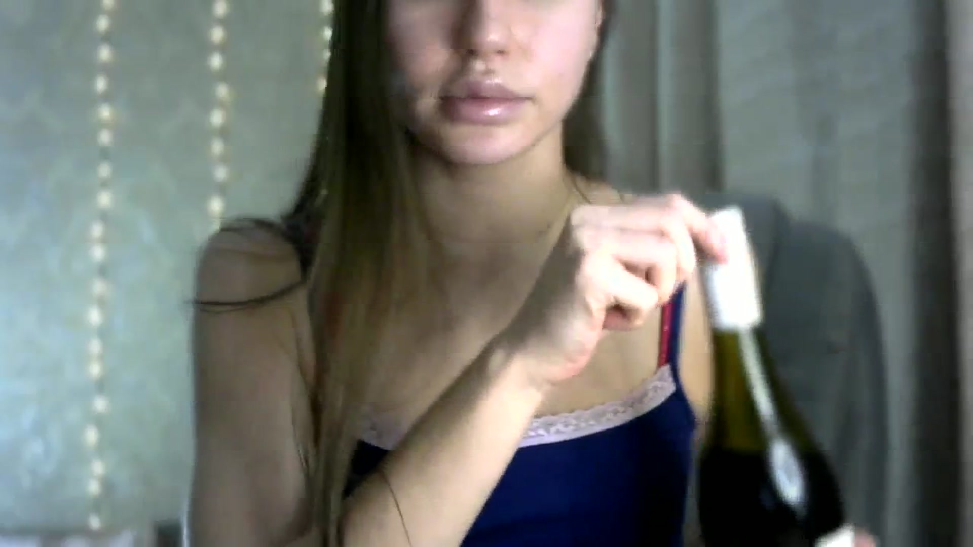 Gallery image thumbnail from bemyfriends's myfreecams stream on, 12/22/2023, 23:23 image 14 of 20