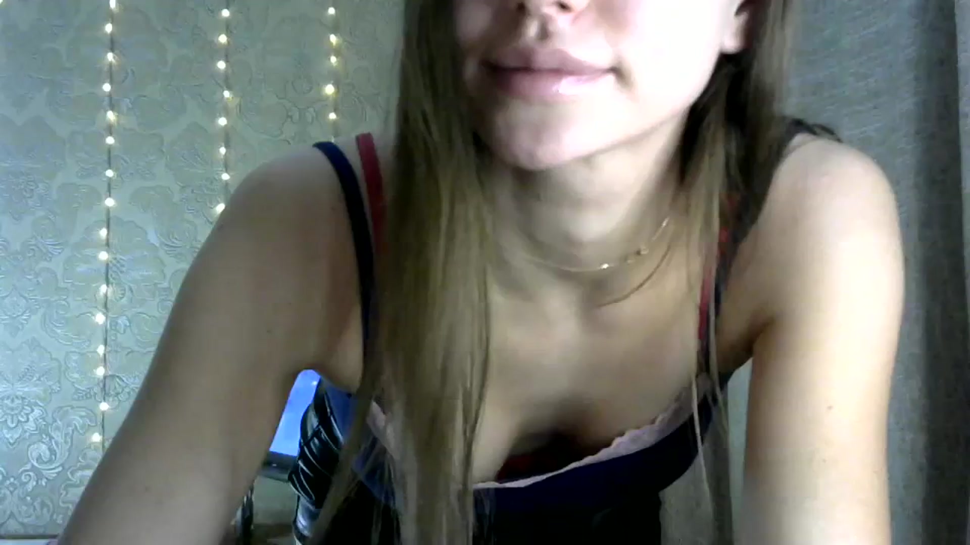 Gallery image thumbnail from bemyfriends's myfreecams stream on, 12/23/2023, 04:22 image 9 of 20