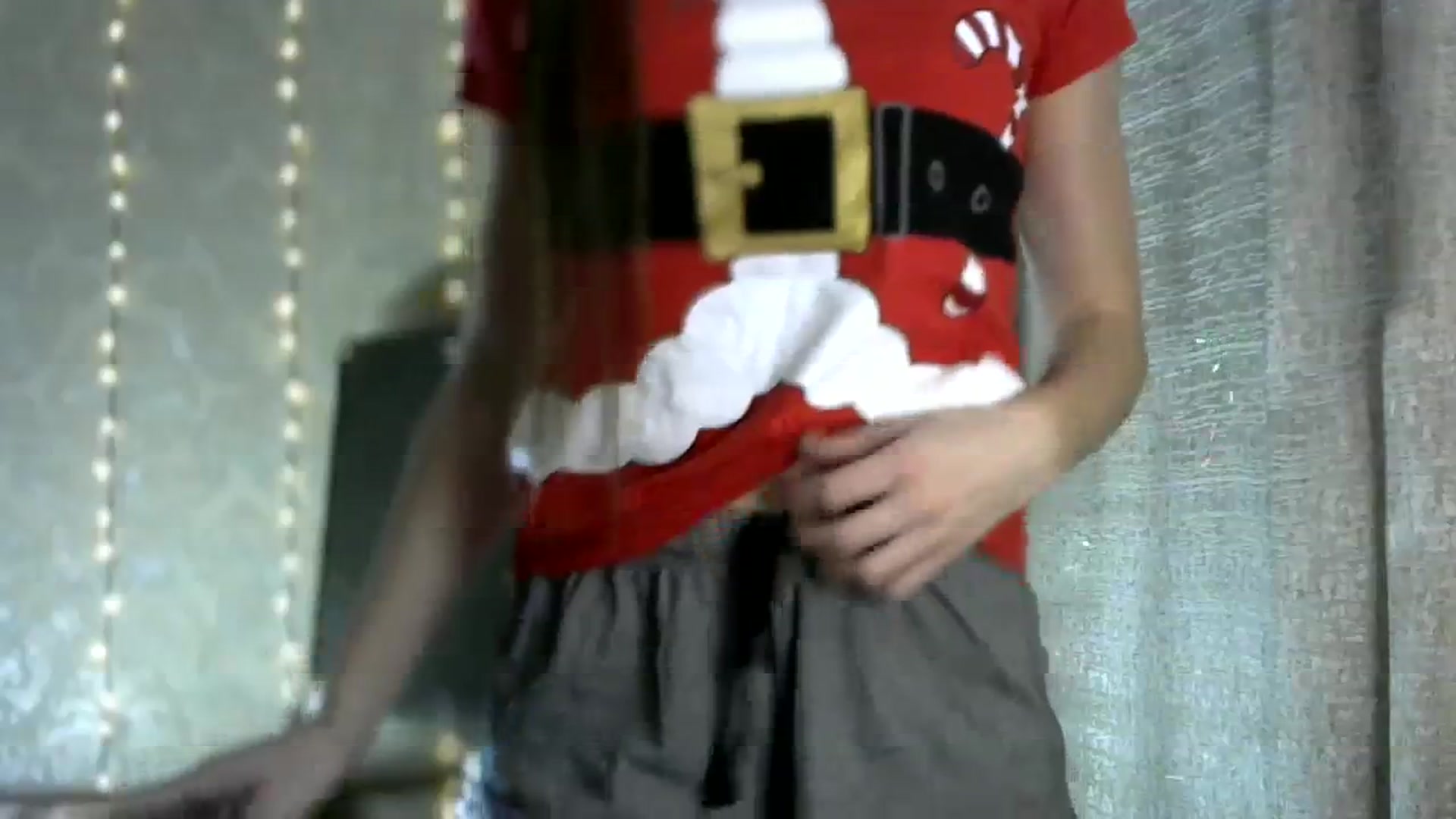 Gallery image thumbnail from bemyfriends's myfreecams stream on, 12/24/2023, 24:00 image 7 of 20
