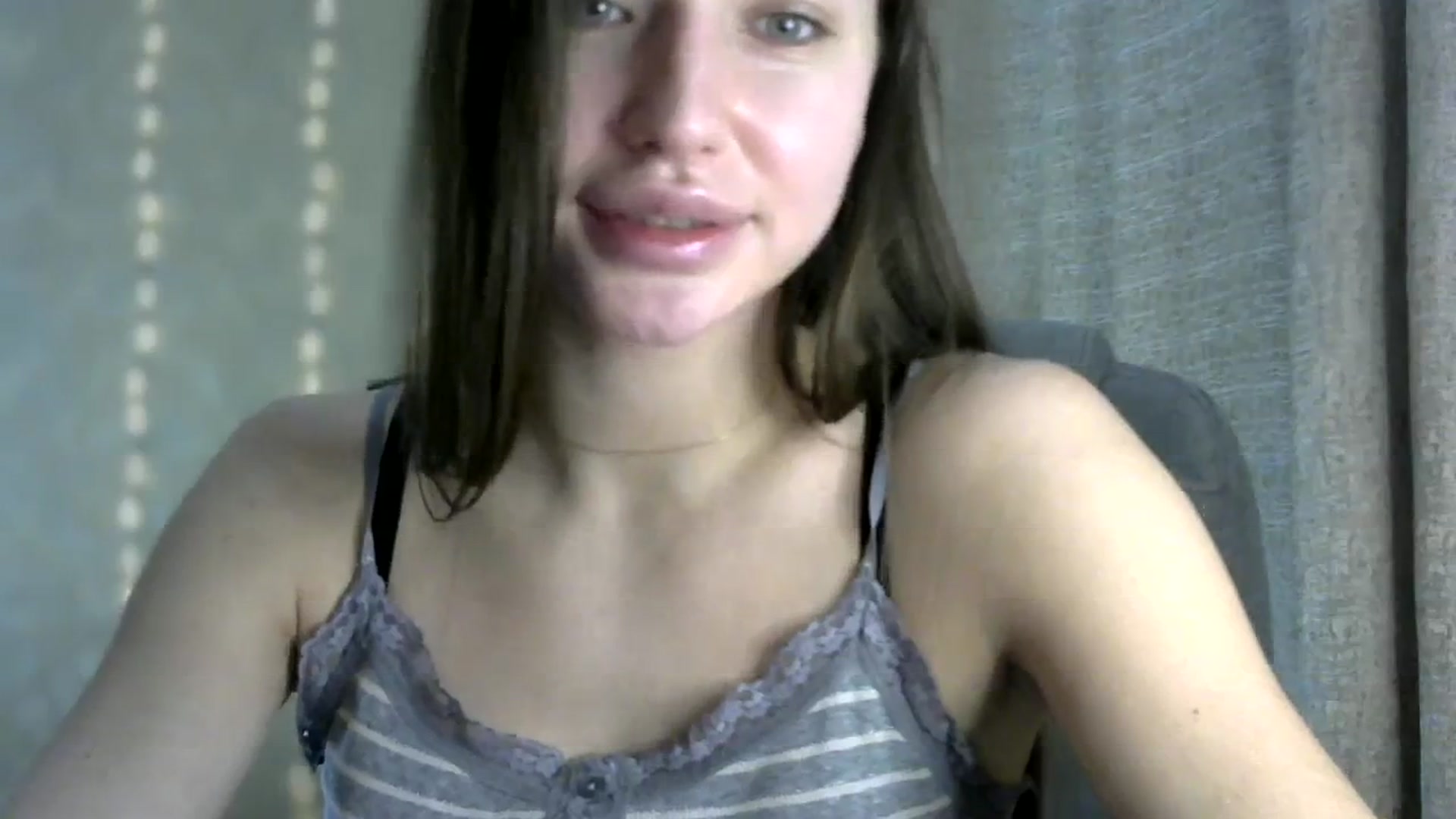 Gallery image thumbnail from bemyfriends's myfreecams stream on, 12/27/2023, 23:57 image 6 of 20