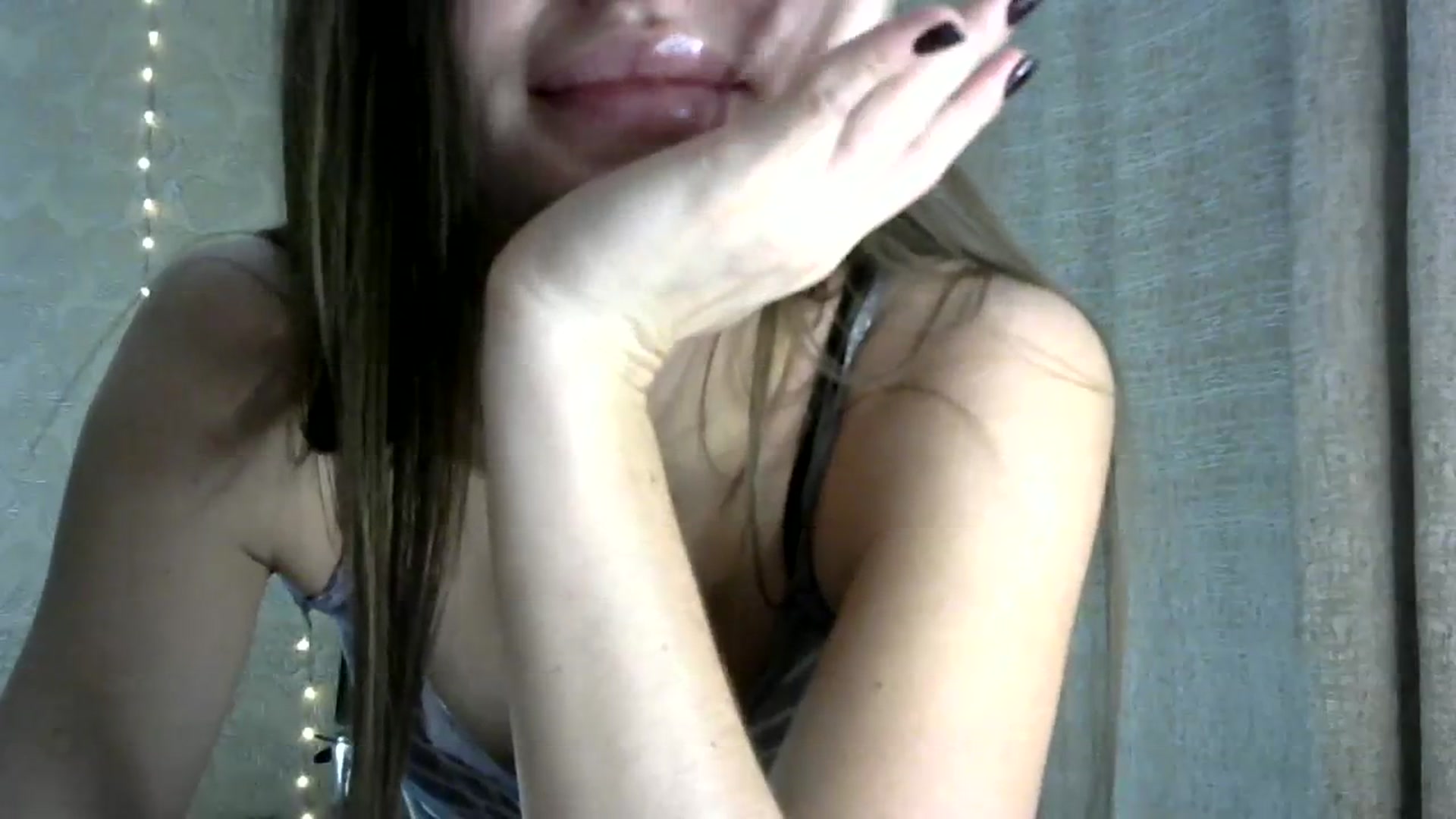 Gallery image thumbnail from bemyfriends's myfreecams stream on, 12/27/2023, 23:57 image 10 of 20
