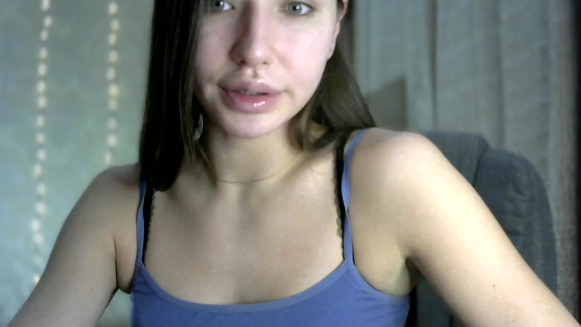 Gallery image thumbnail from bemyfriends's myfreecams stream on, 12/30/2023, 24:02 image 12 of 20