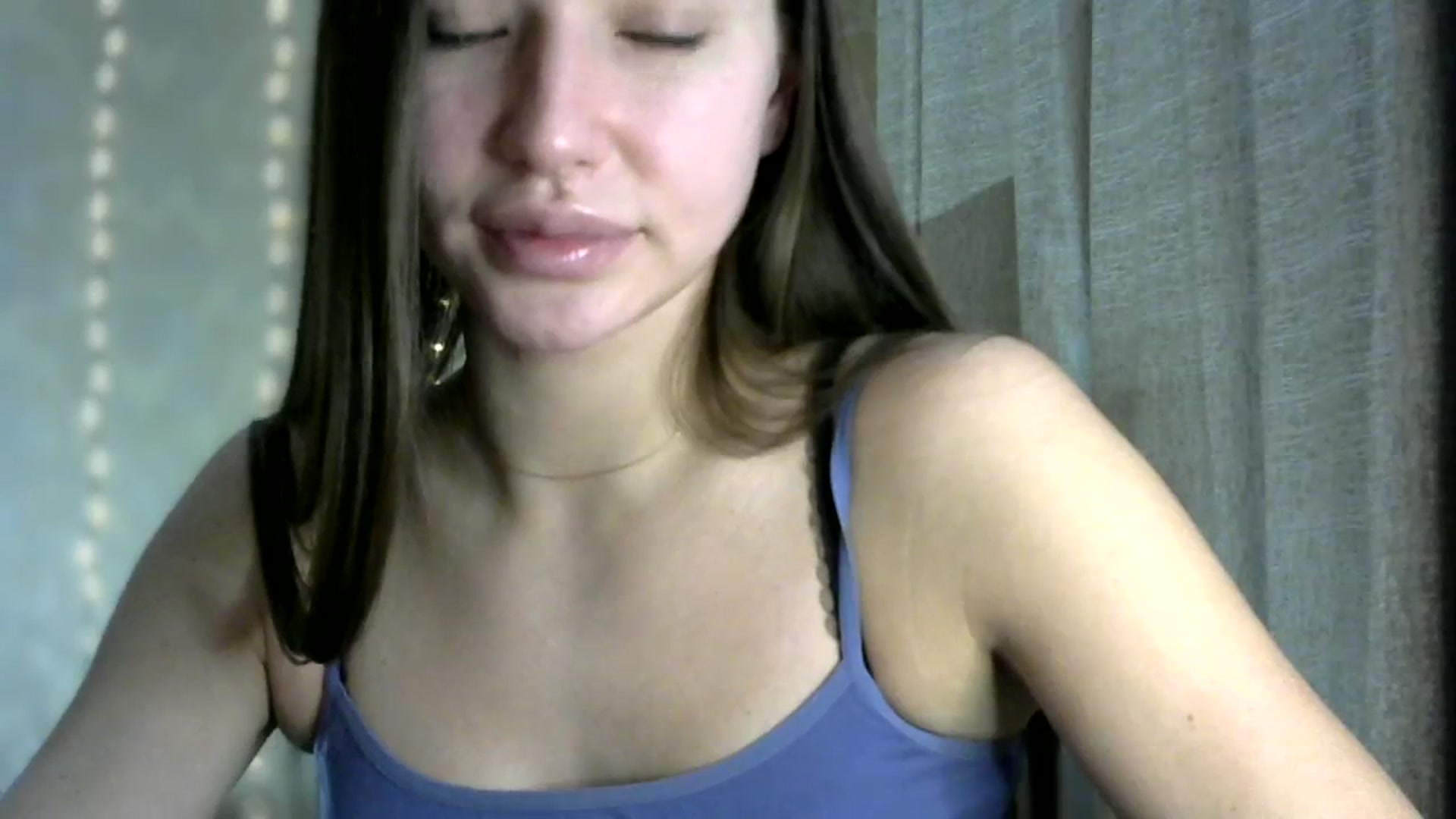 Gallery image thumbnail from bemyfriends's myfreecams stream on, 12/30/2023, 24:02 image 8 of 20