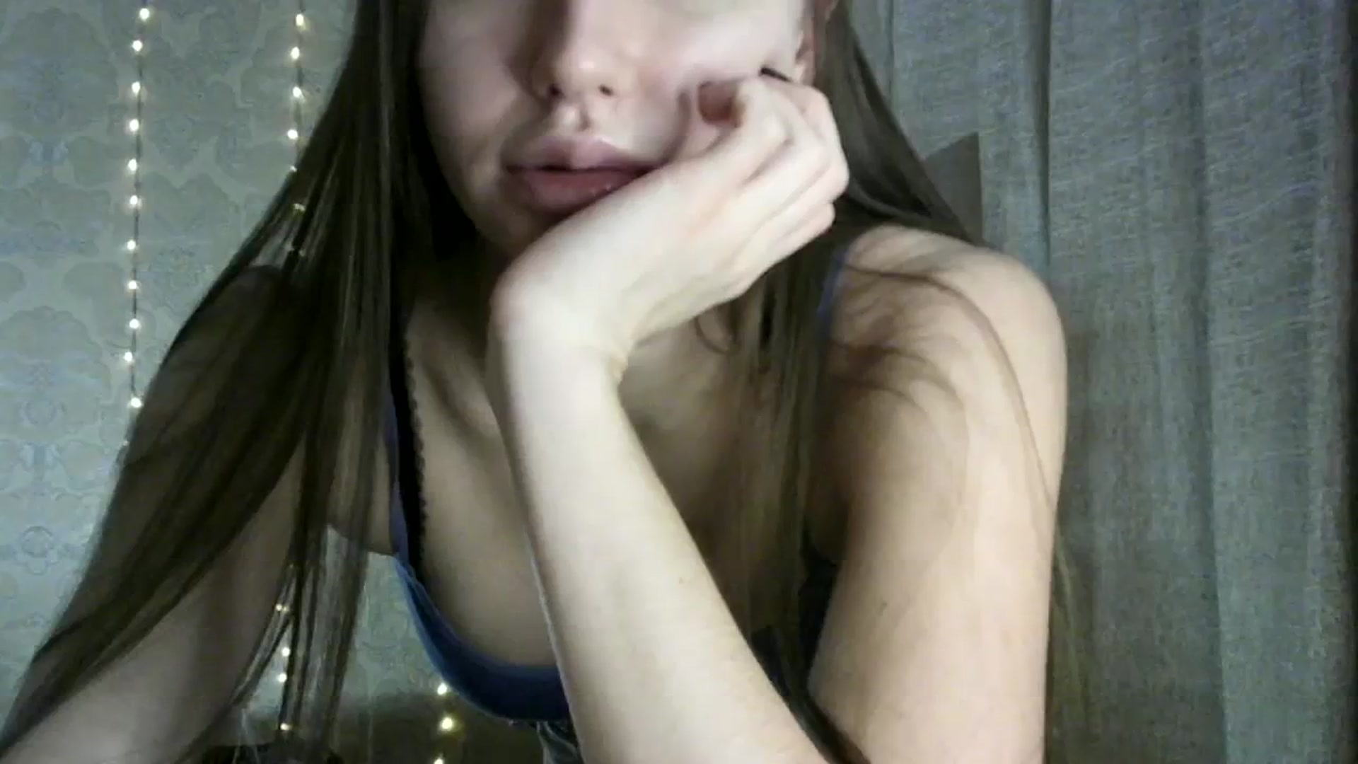 Gallery image thumbnail from bemyfriends's myfreecams stream on, 12/30/2023, 24:30 image 18 of 20