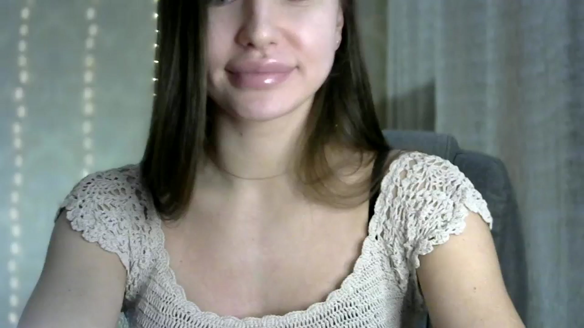 Gallery image thumbnail from bemyfriends's myfreecams stream on, 01/12/2024, 23:04 image 1 of 20