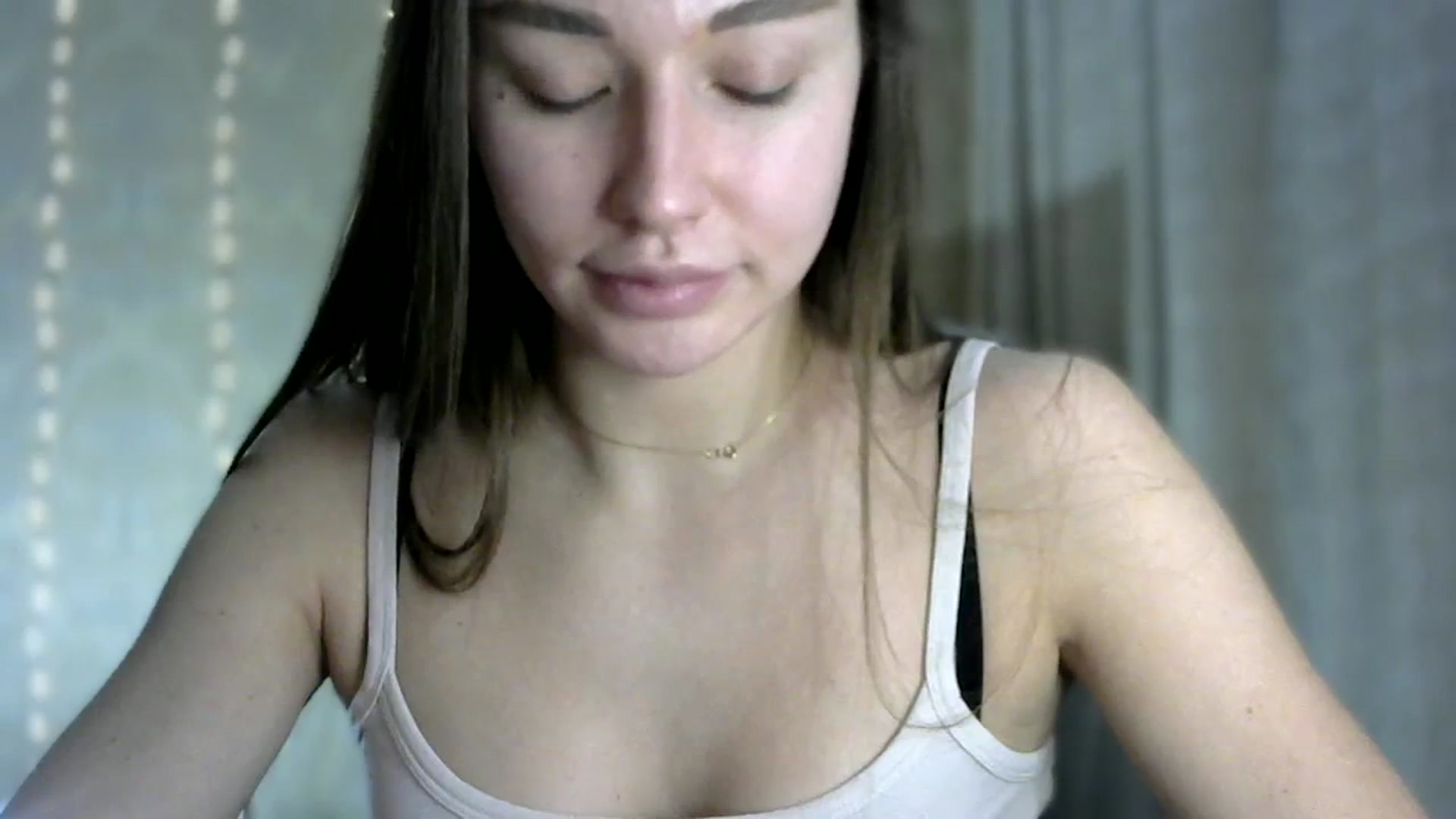 Gallery image thumbnail from bemyfriends's myfreecams stream on, 01/16/2024, 24:52 image 5 of 20