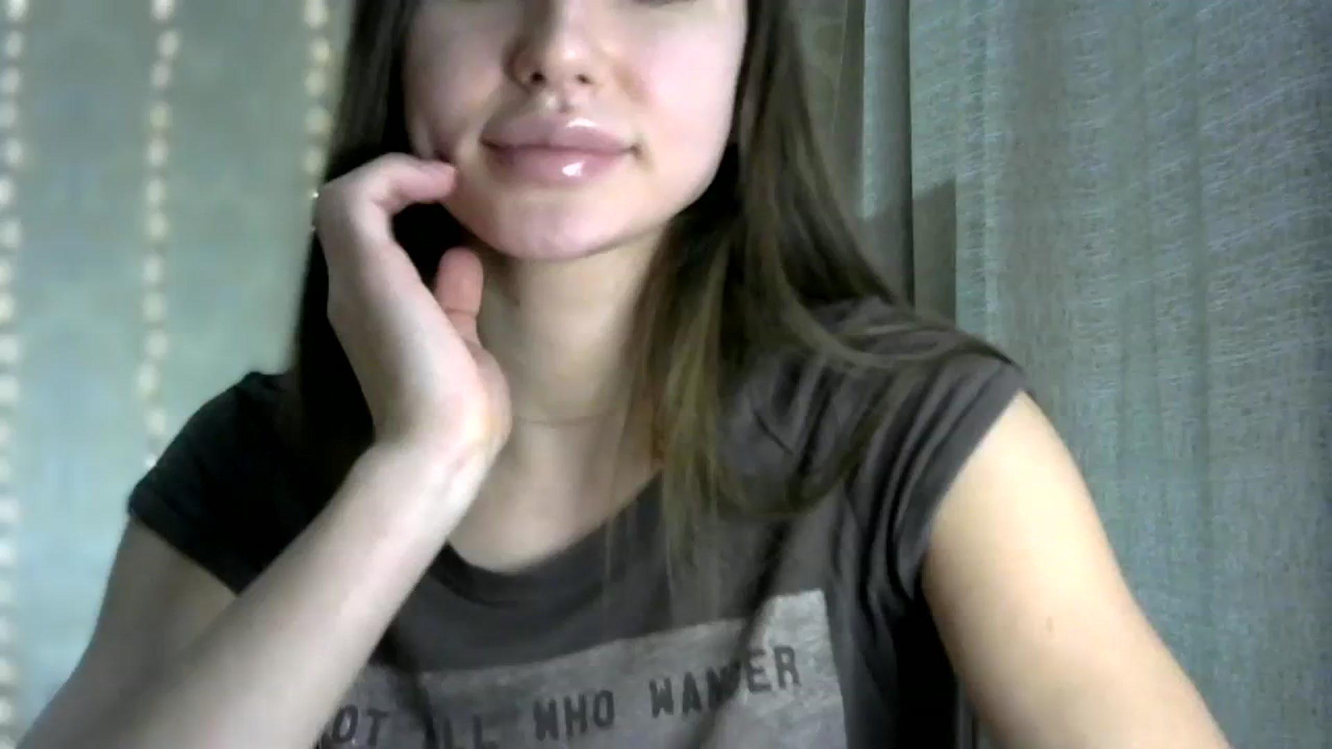 Gallery image thumbnail from bemyfriends's myfreecams stream on, 01/25/2024, 24:22 image 1 of 20