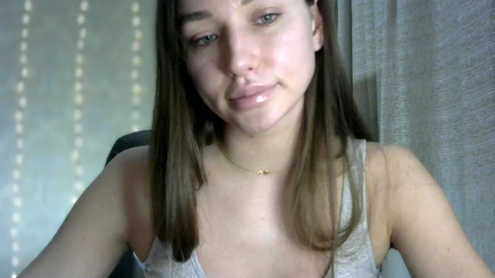 Gallery image thumbnail from bemyfriends's myfreecams stream on, 01/30/2024, 24:35 image 2 of 20