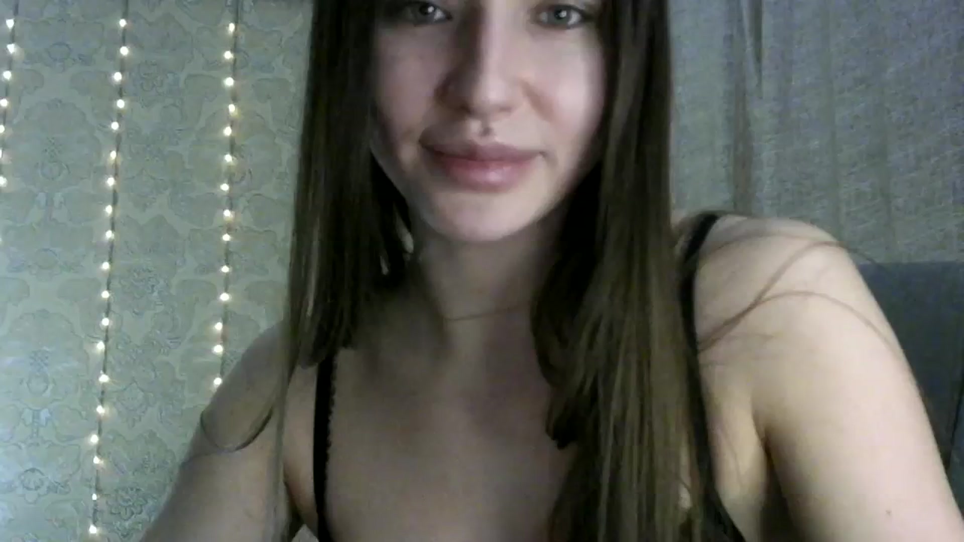 Gallery image thumbnail from bemyfriends's myfreecams stream on, 02/08/2024, 24:43 image 16 of 20