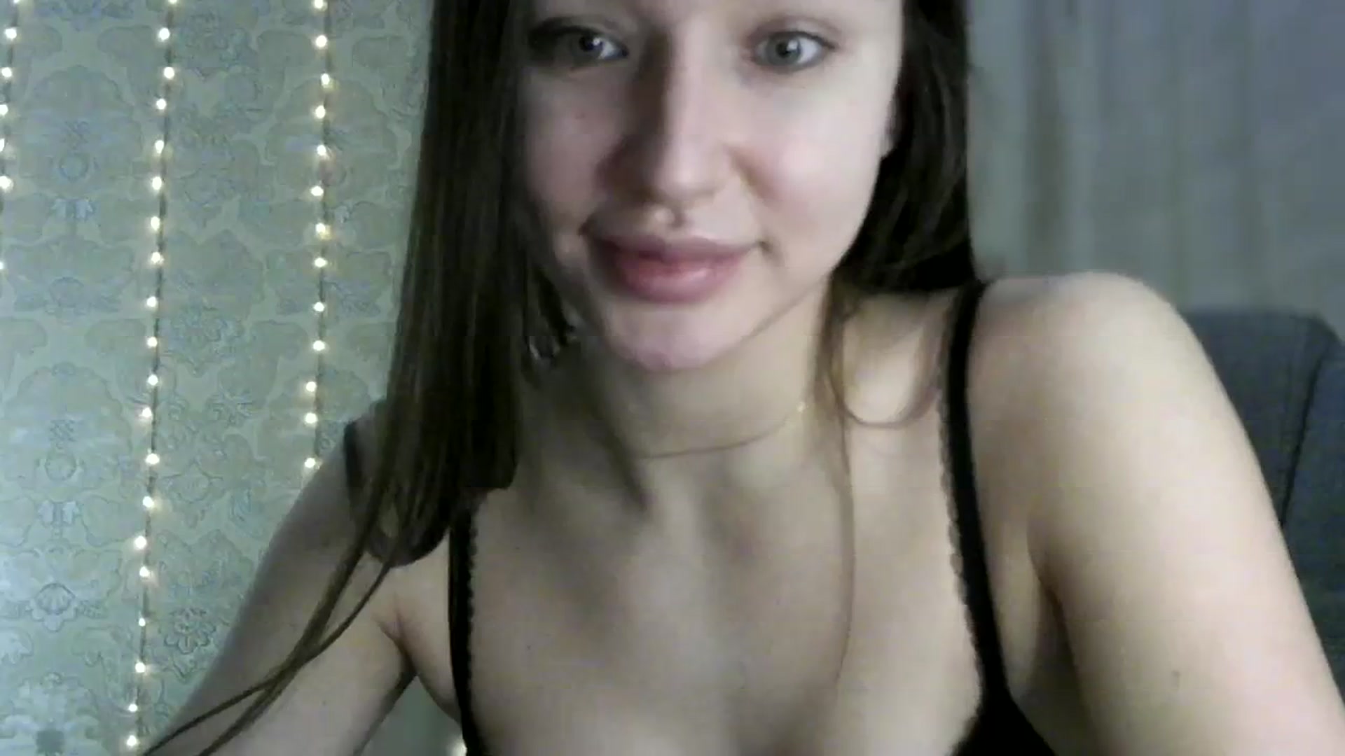 Gallery image thumbnail from bemyfriends's myfreecams stream on, 02/08/2024, 24:43 image 17 of 20