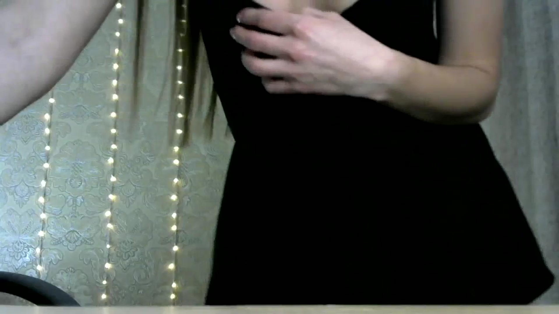 Gallery image thumbnail from bemyfriends's myfreecams stream on, 02/11/2024, 24:43 image 17 of 20
