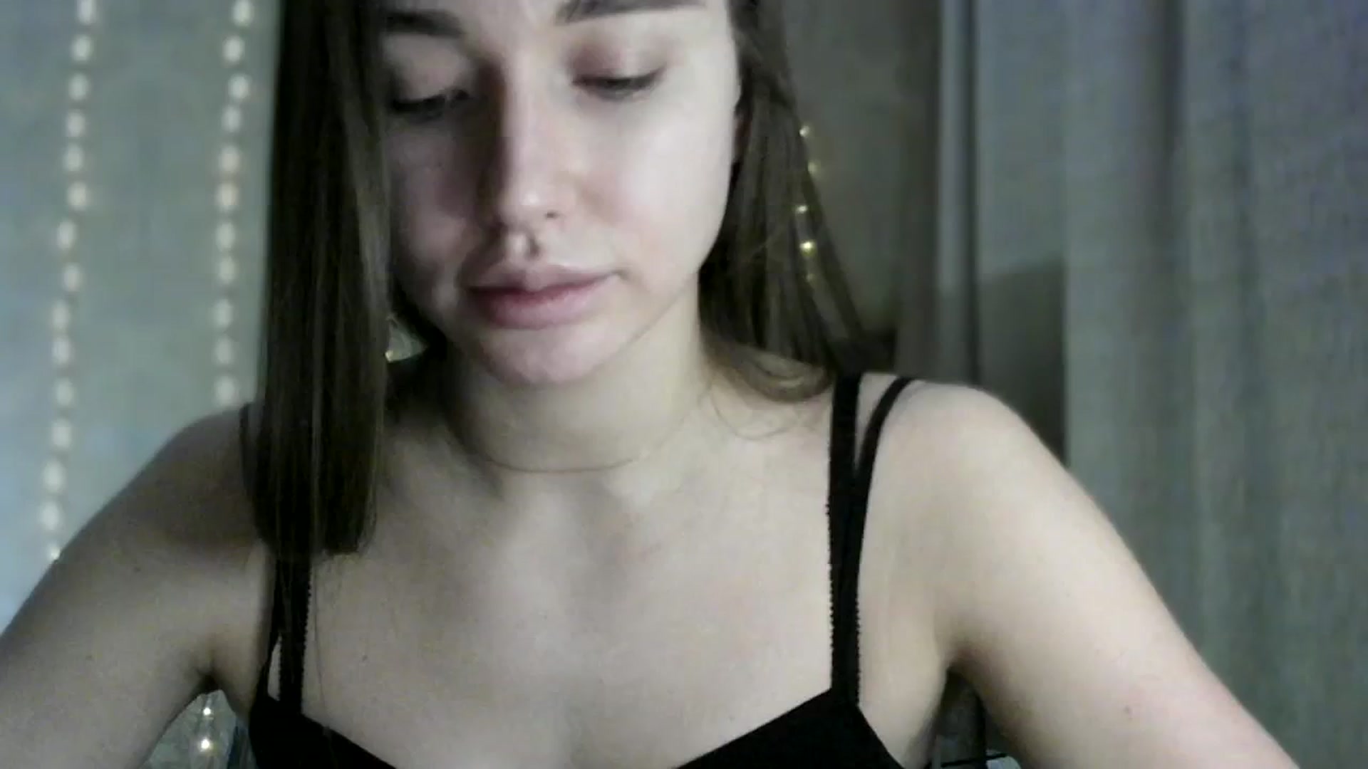 Gallery image thumbnail from bemyfriends's myfreecams stream on, 02/11/2024, 24:43 image 1 of 20