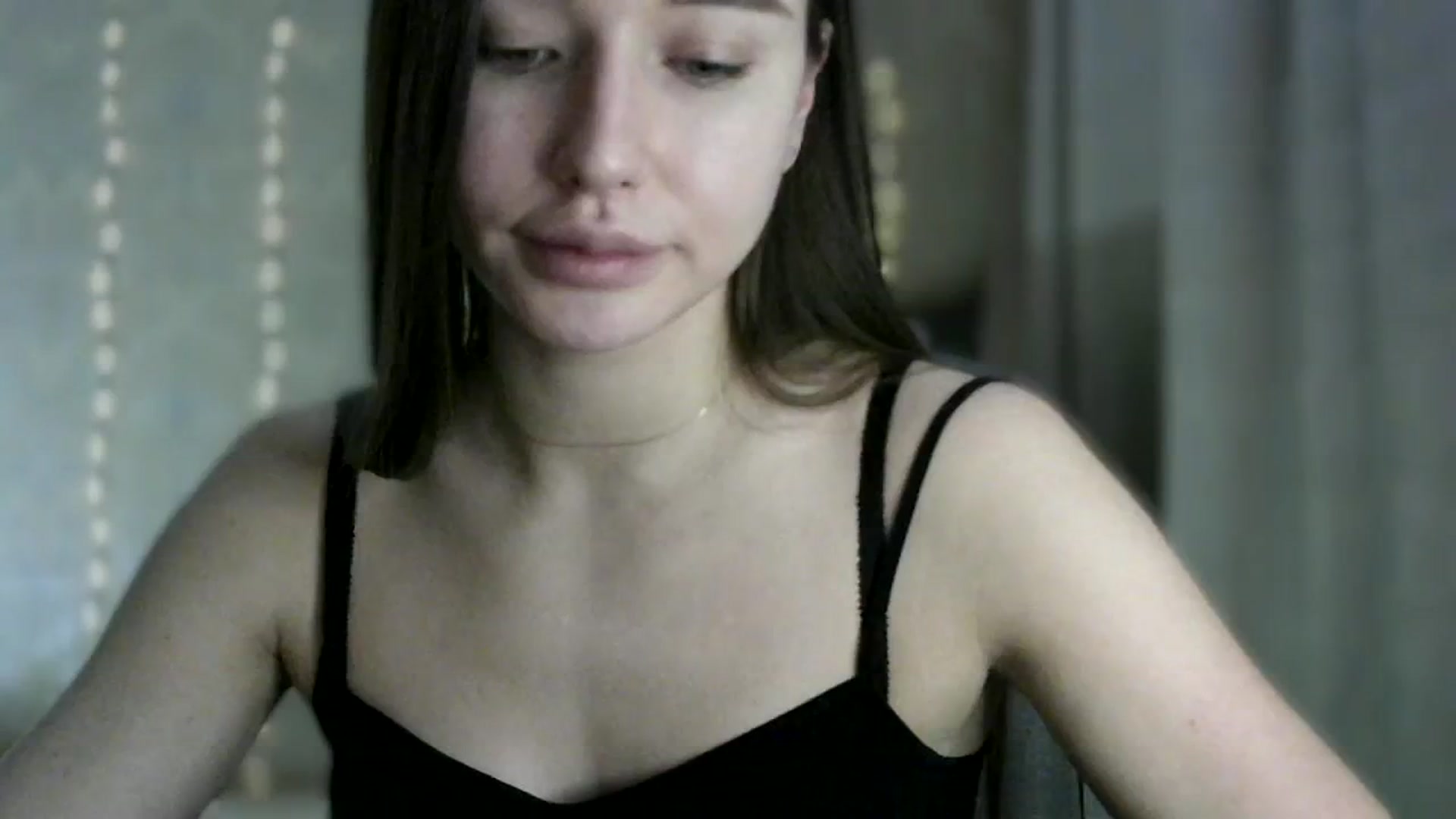 Gallery image thumbnail from bemyfriends's myfreecams stream on, 02/11/2024, 24:43 image 2 of 20