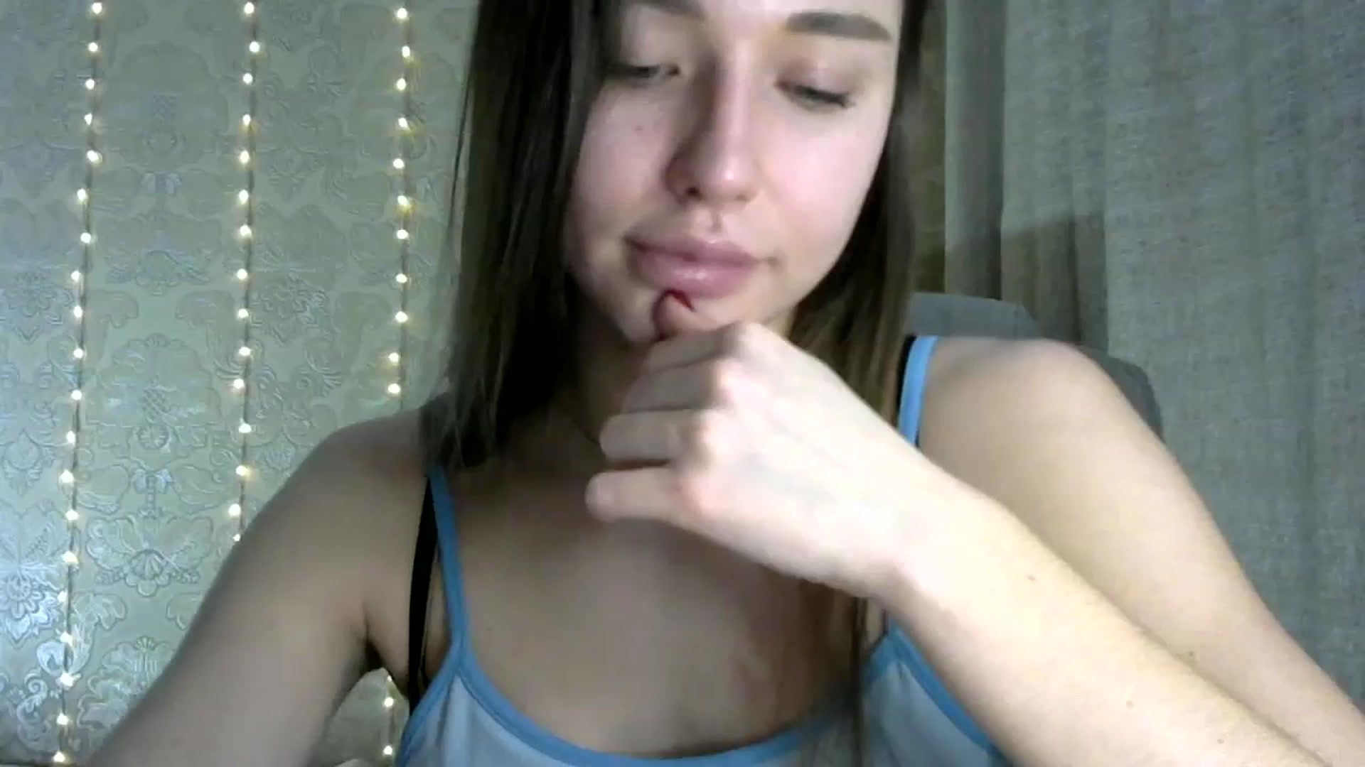 Gallery image thumbnail from bemyfriends's myfreecams stream on, 02/12/2024, 23:02 image 13 of 20