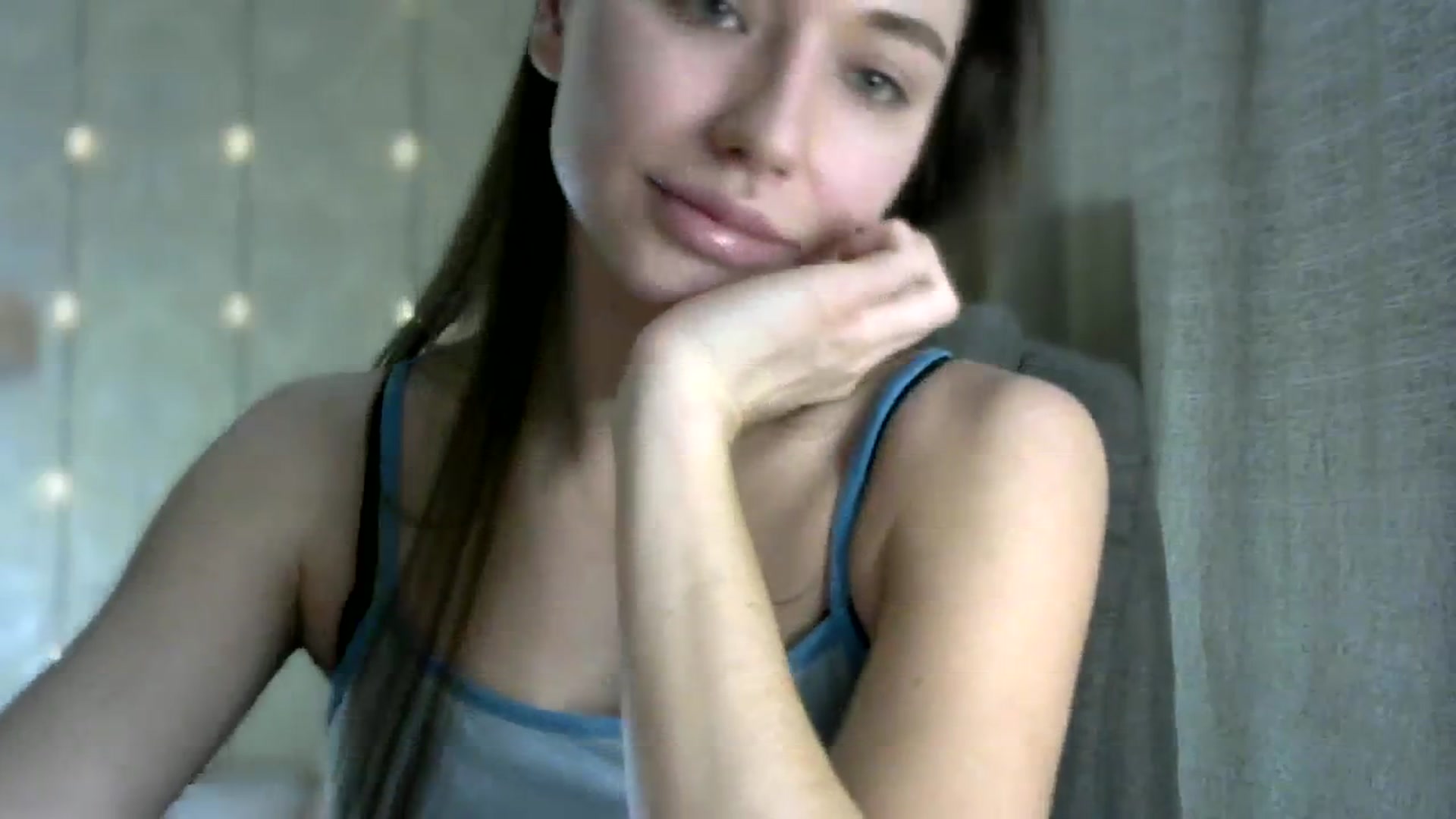 Gallery image thumbnail from bemyfriends's myfreecams stream on, 02/18/2024, 24:02 image 4 of 20
