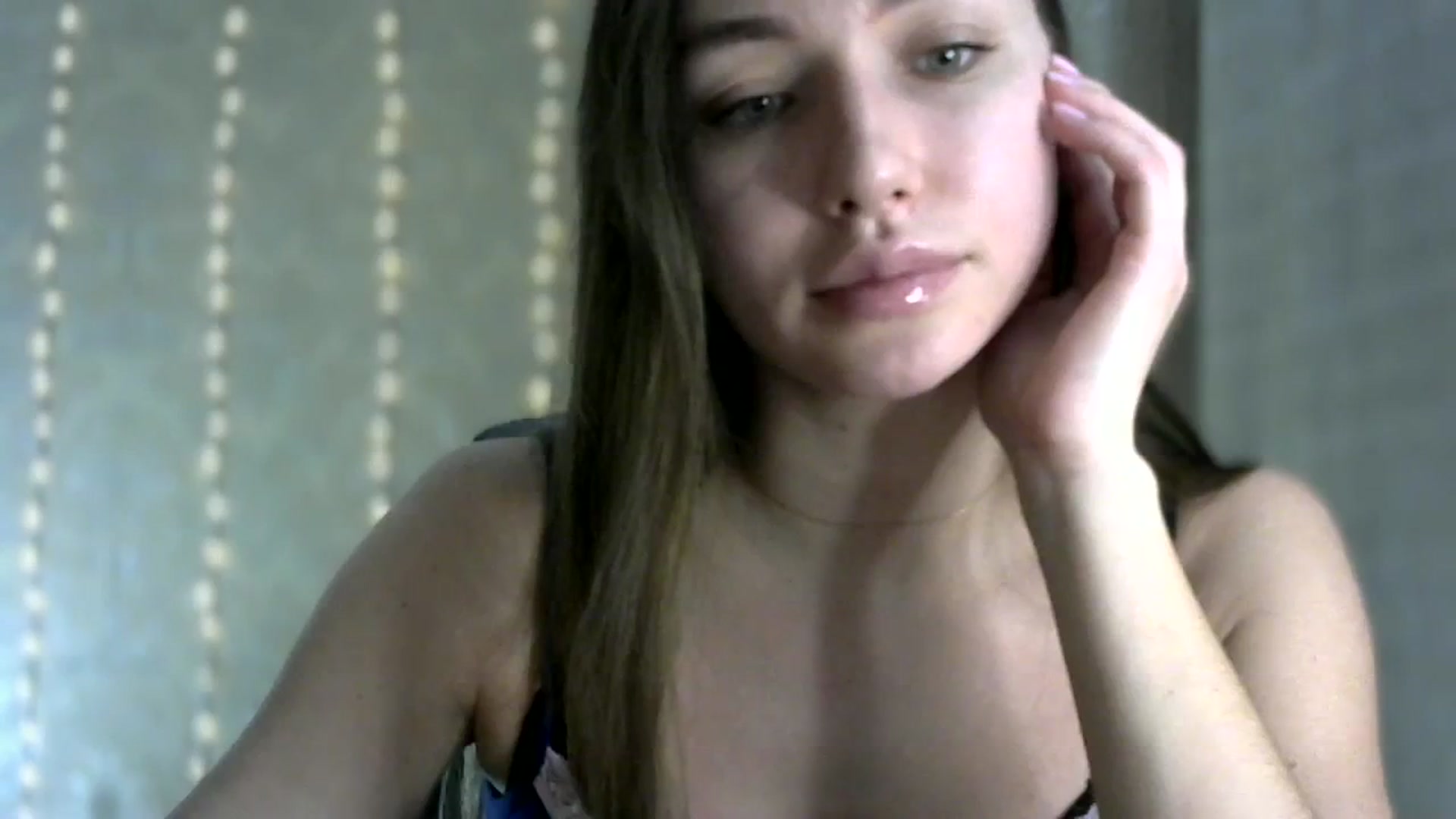 Gallery image thumbnail from bemyfriends's myfreecams stream on, 03/18/2024, 23:27 image 5 of 20