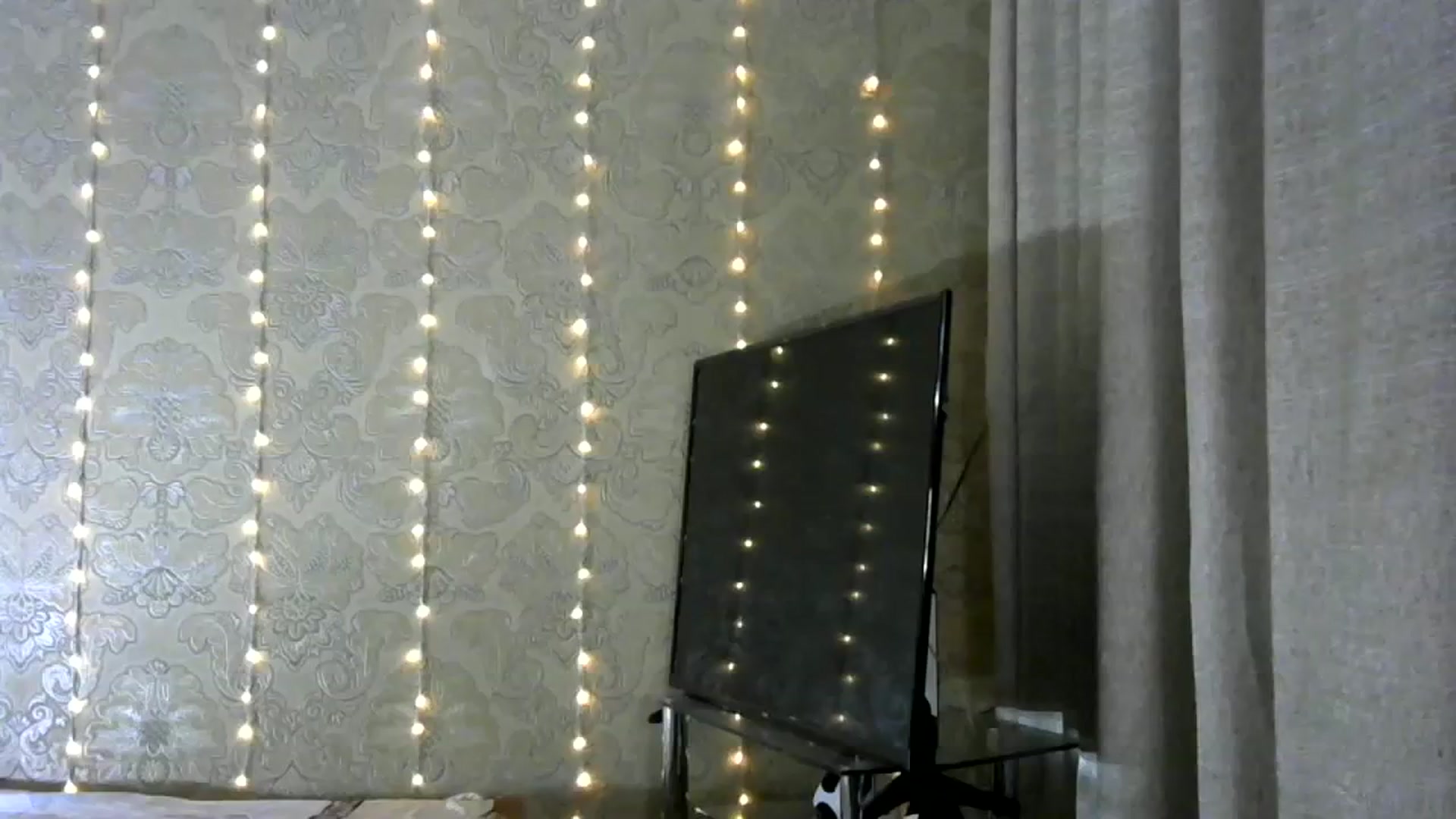 Gallery image thumbnail from bemyfriends's myfreecams stream on, 03/25/2024, 24:35 image 16 of 20