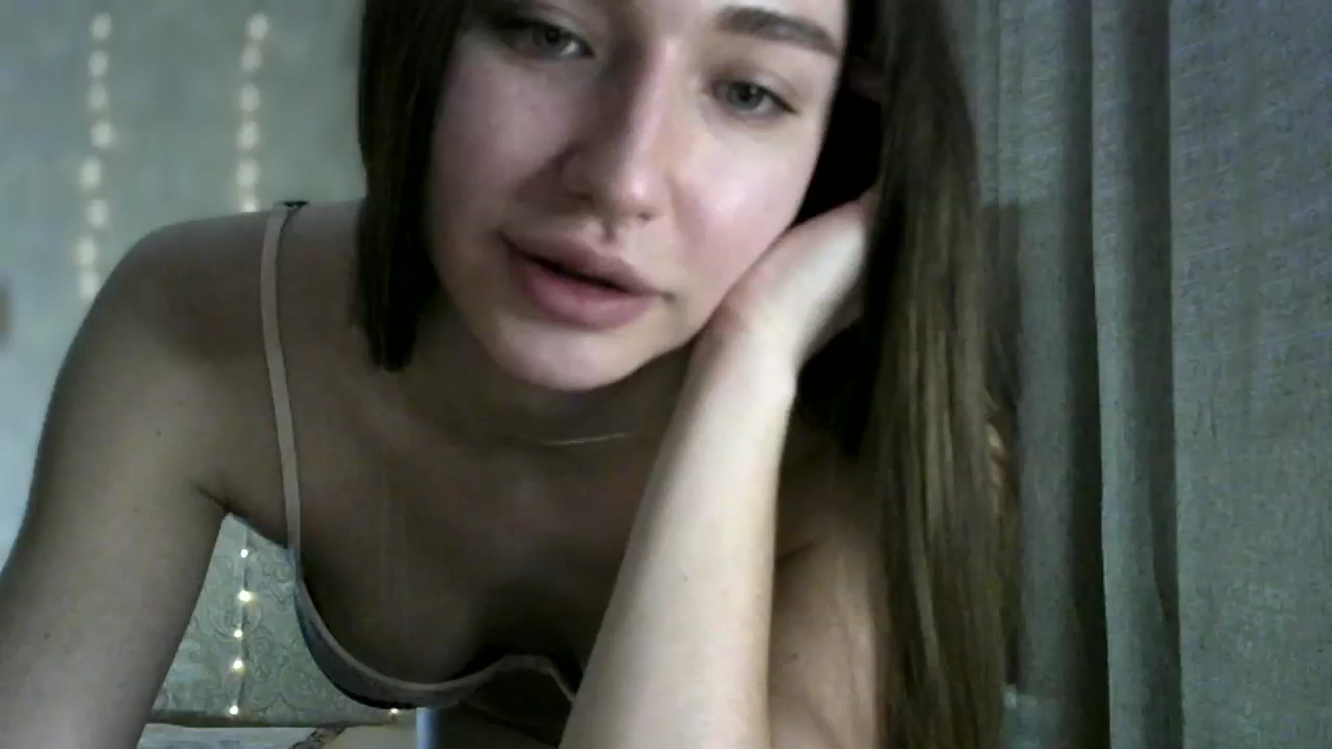 Gallery image thumbnail from bemyfriends's myfreecams stream on, 03/25/2024, 24:35 image 18 of 20