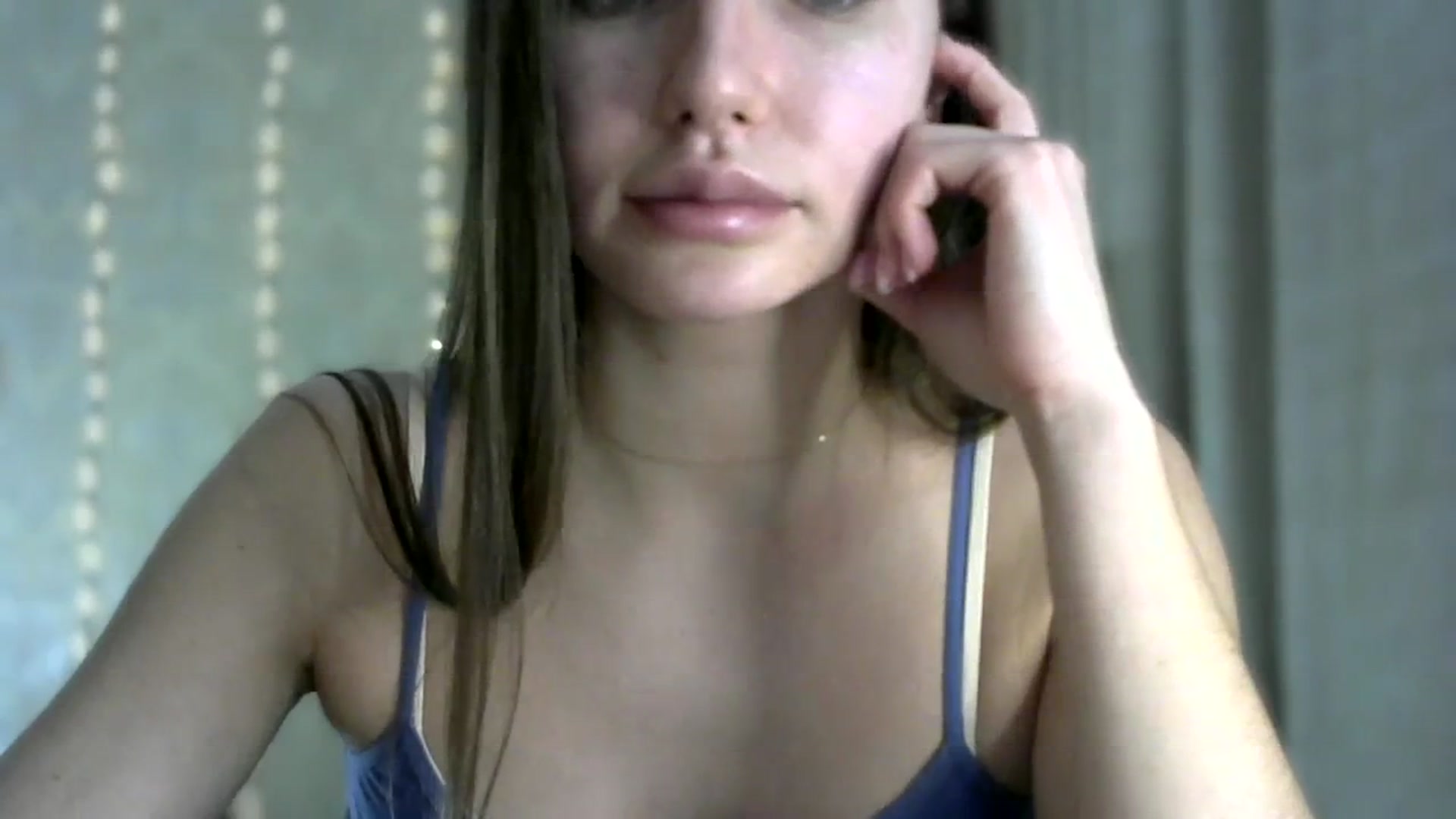 Gallery image thumbnail from bemyfriends's myfreecams stream on, 03/25/2024, 24:35 image 17 of 20