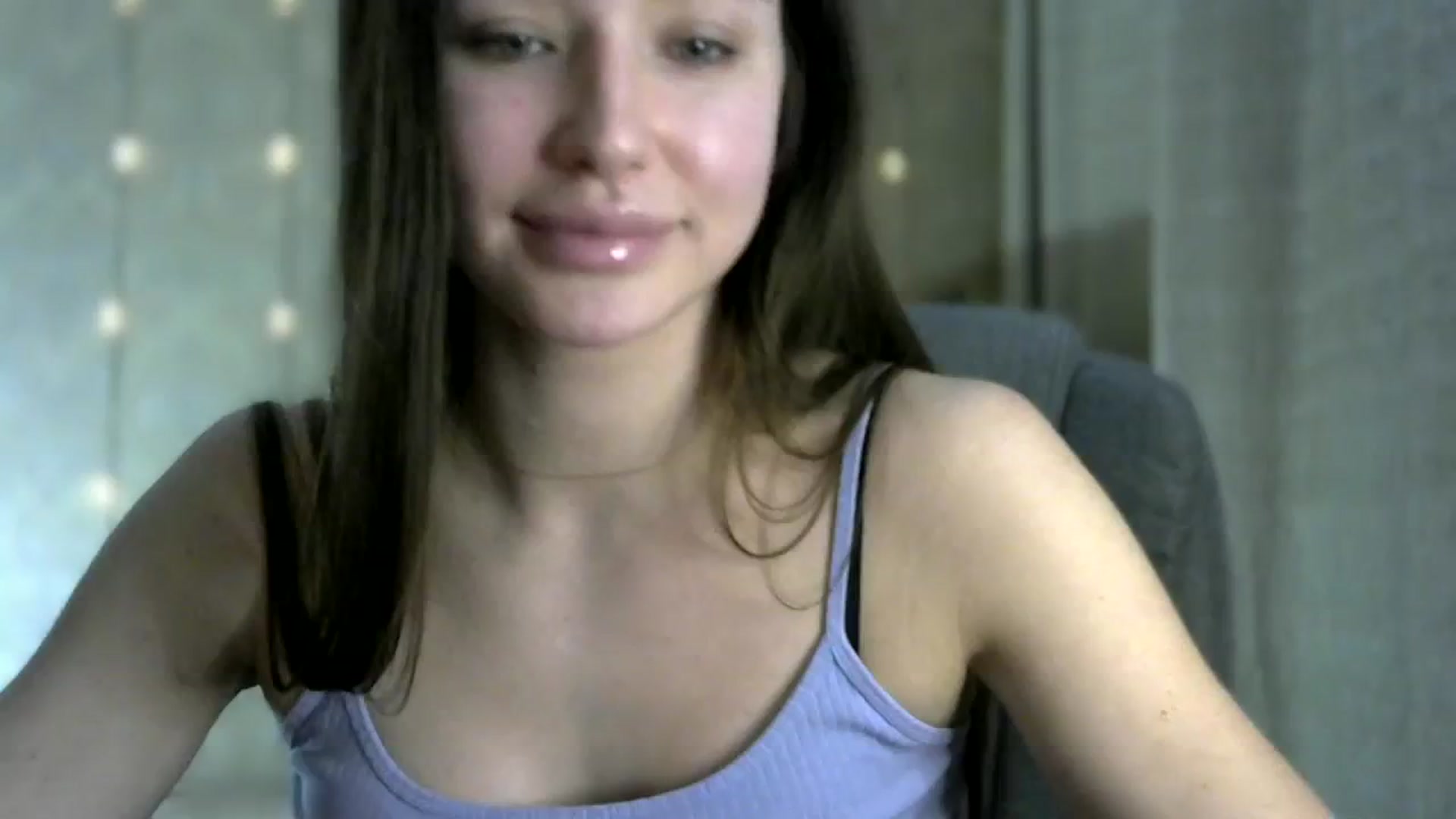 Gallery image thumbnail from bemyfriends's myfreecams stream on, 03/31/2024, 24:20 image 1 of 20